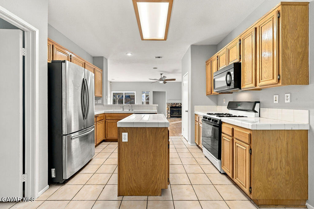1836 Stratford Street Property Photo 11