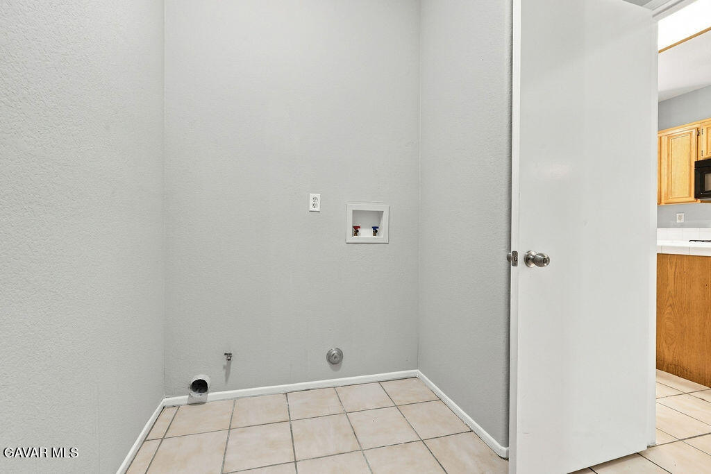 1836 Stratford Street Property Photo 13