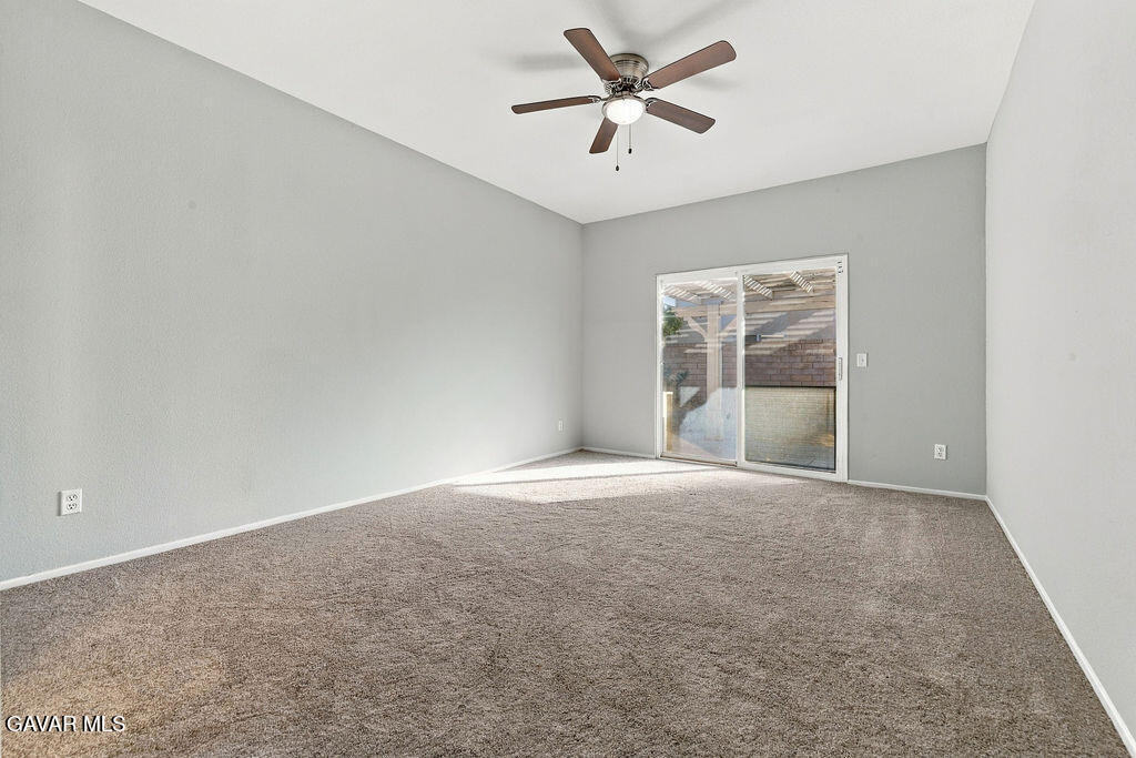 1836 Stratford Street Property Photo 18