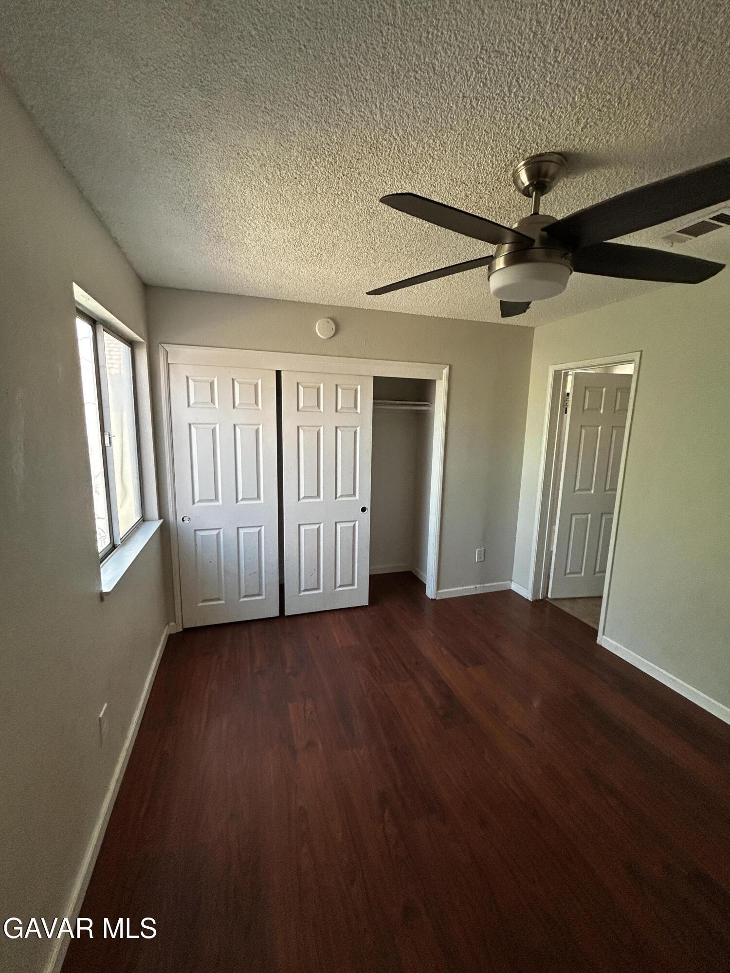 1715 E Norberry Street Property Photo 4