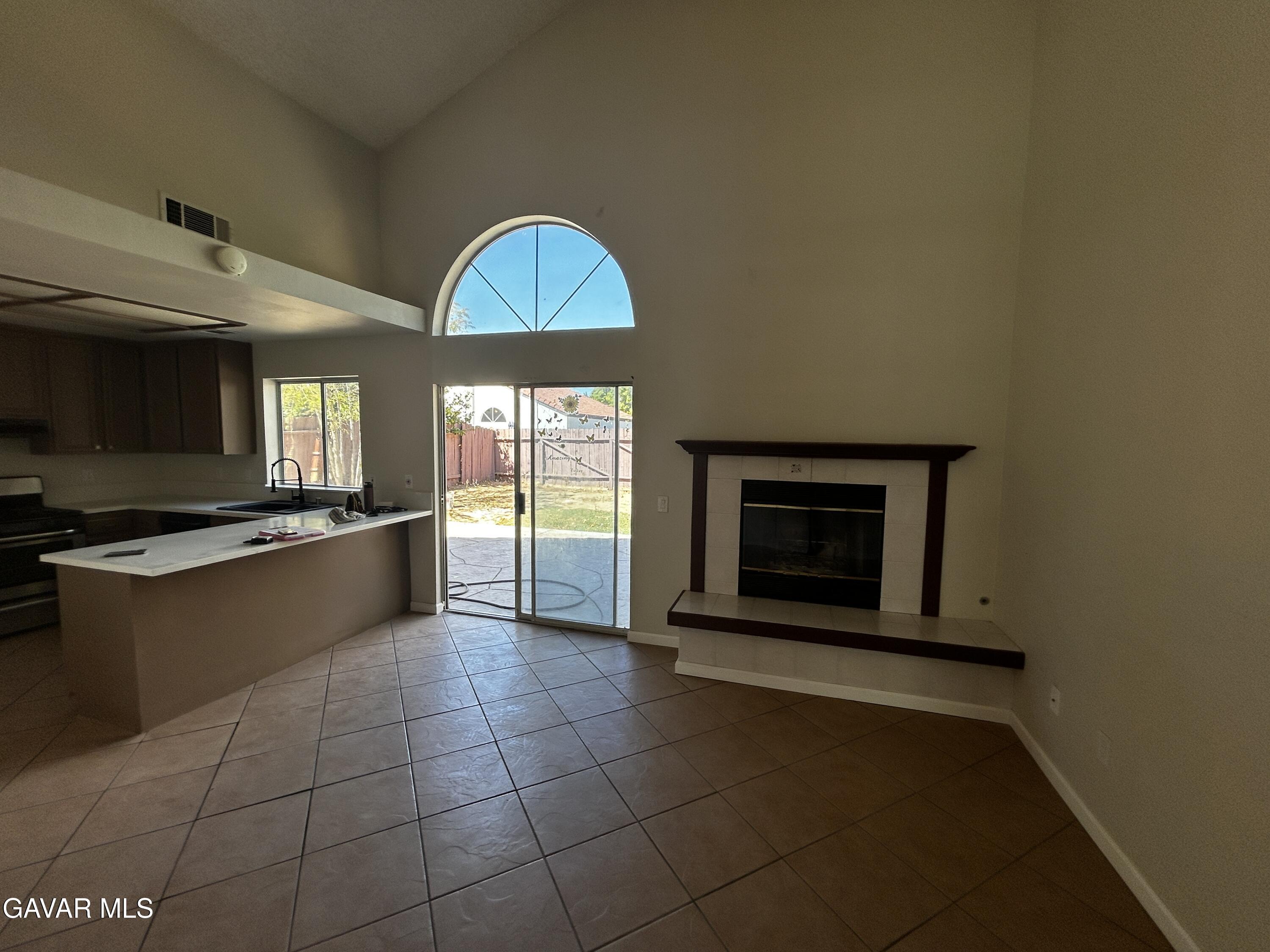 1715 E Norberry Street Property Photo 11