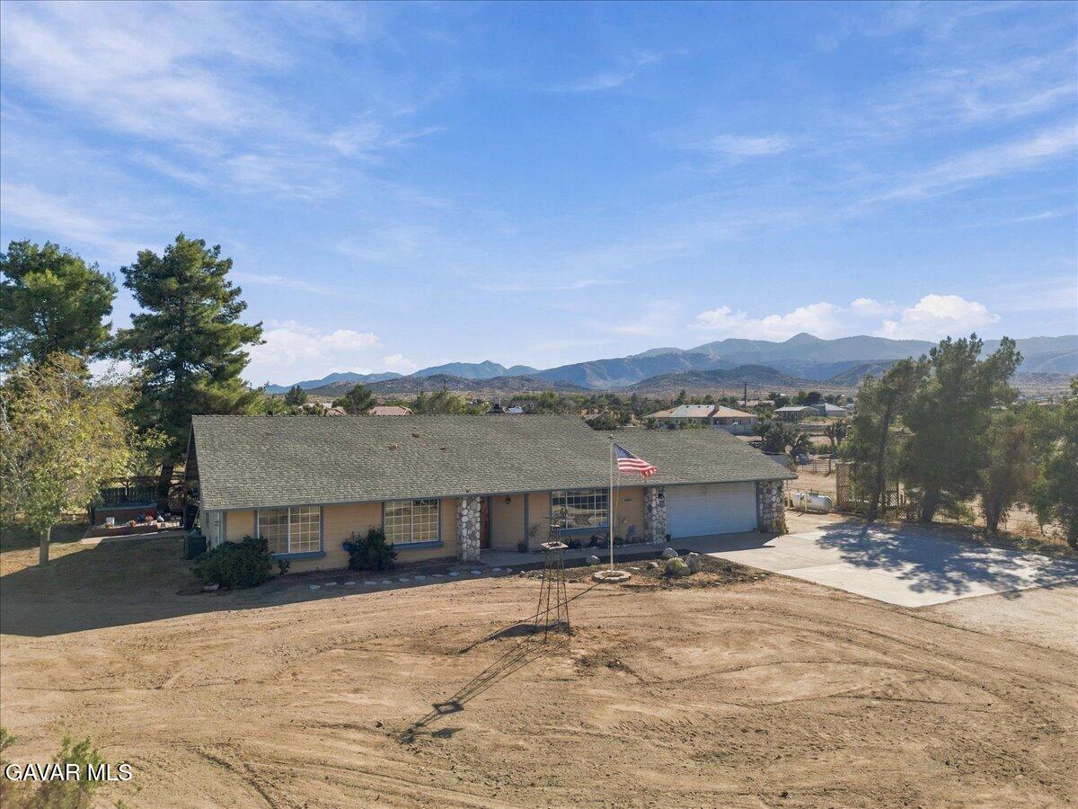6433 Sunnyslope Road Property Photo 3