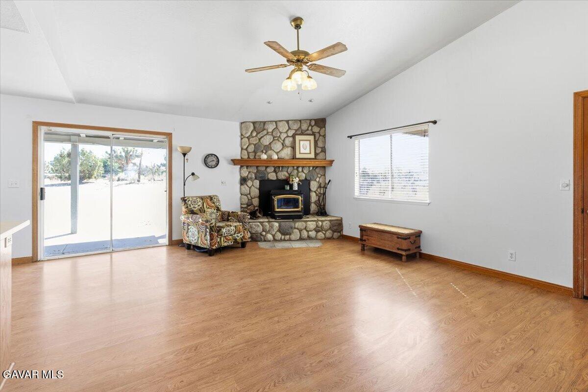 6433 Sunnyslope Road Property Photo 15
