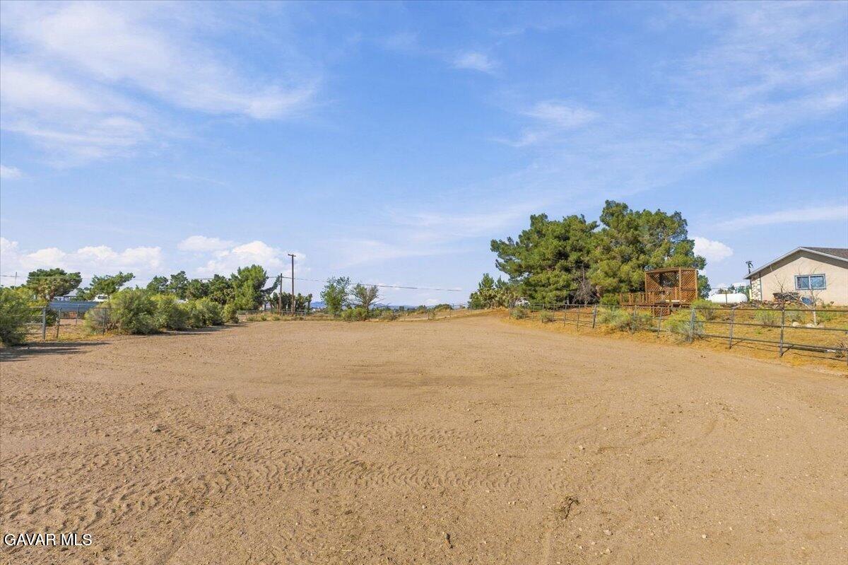 6433 Sunnyslope Road Property Photo 37