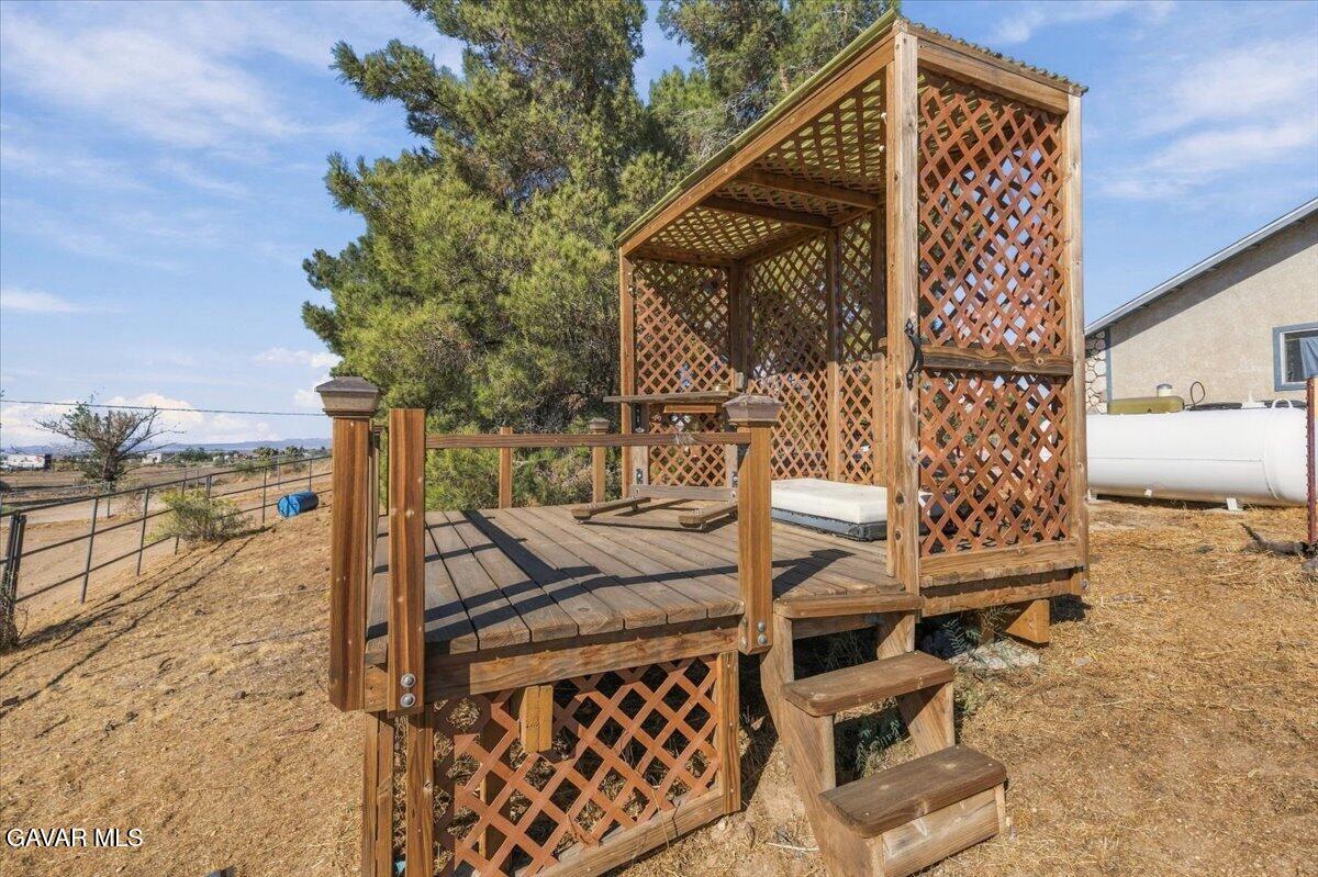 6433 Sunnyslope Road Property Photo 40