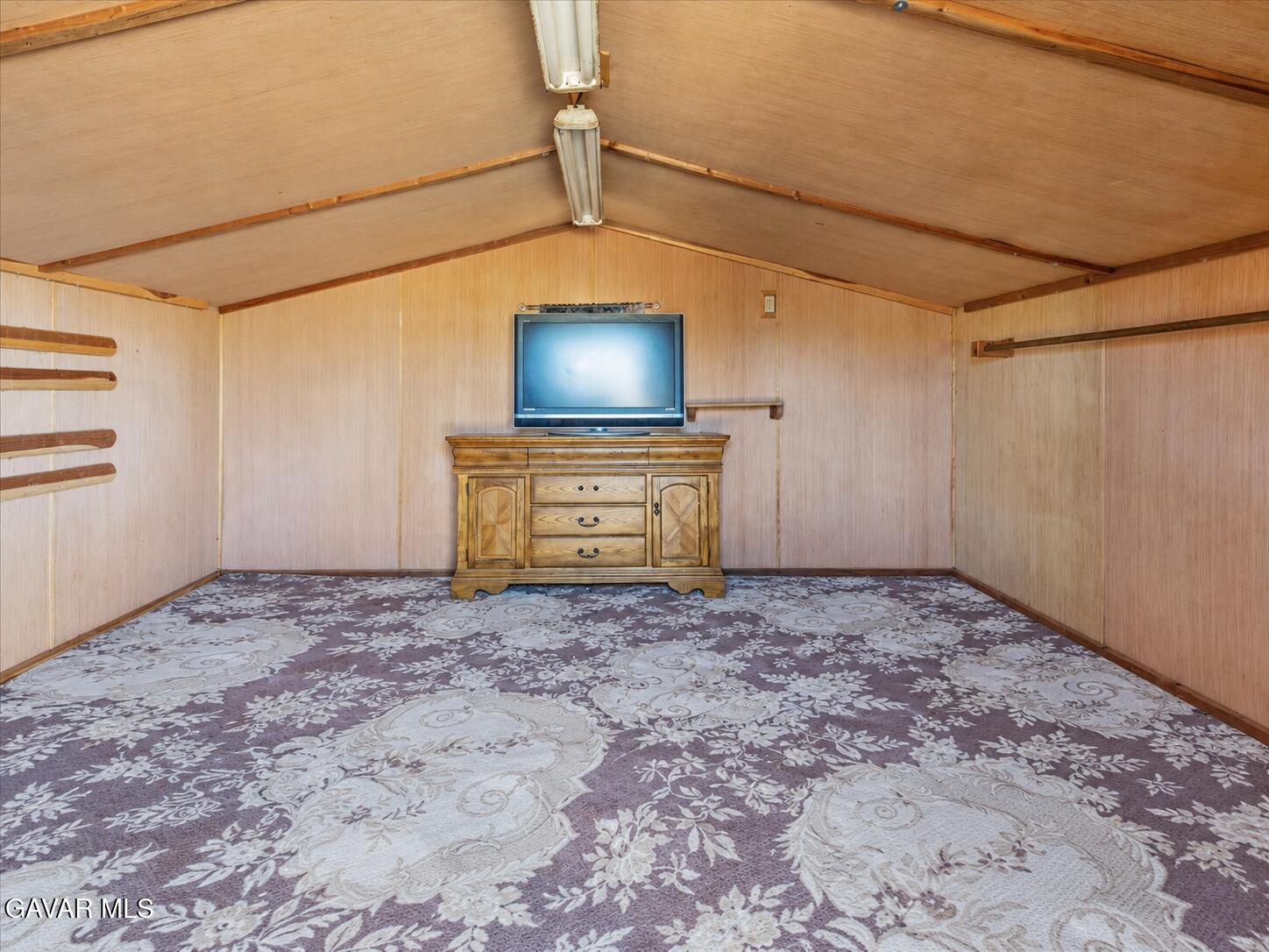 6433 Sunnyslope Road Property Photo 59