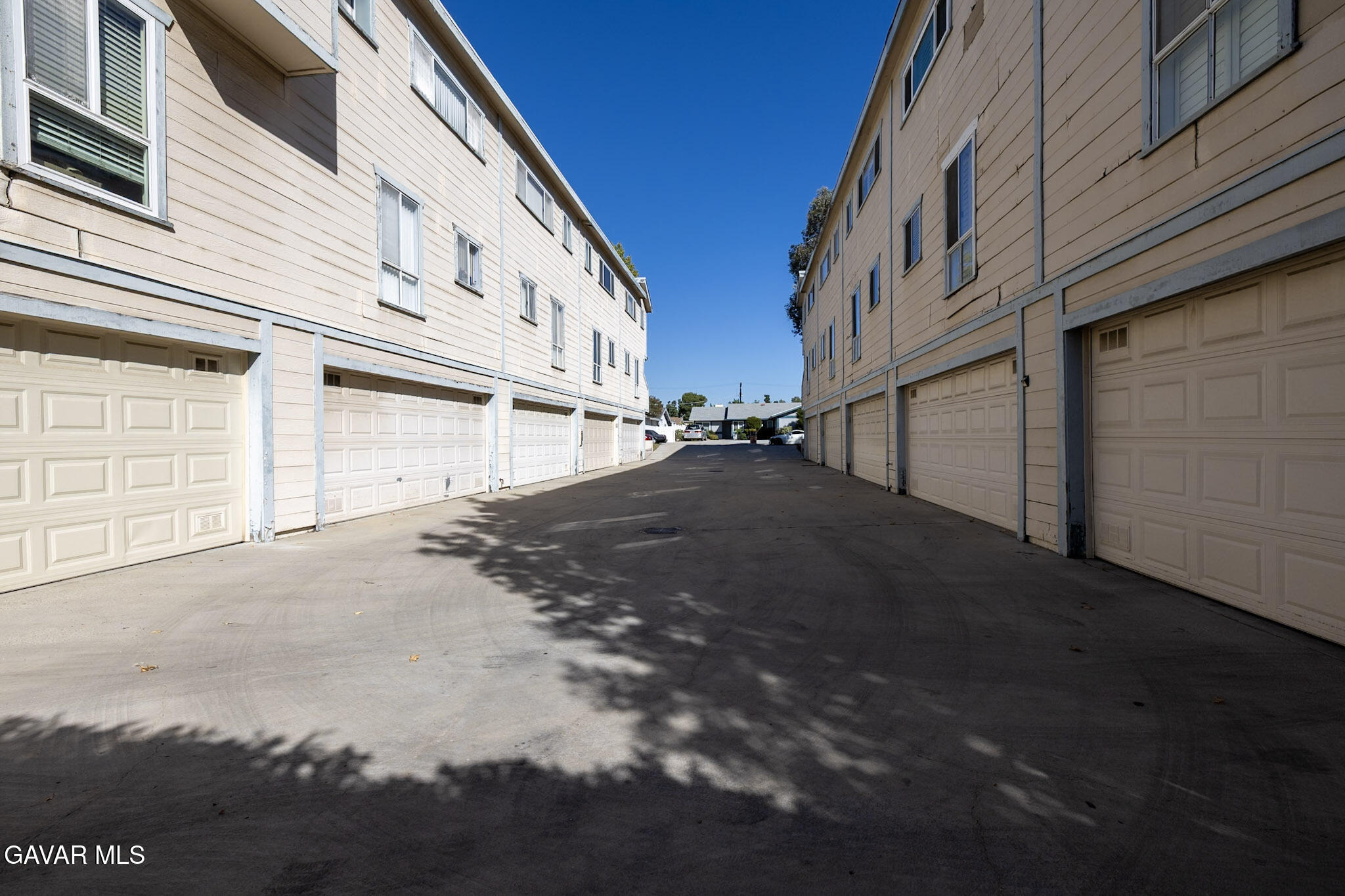 9933 Independence, Unit B Property Photo 21