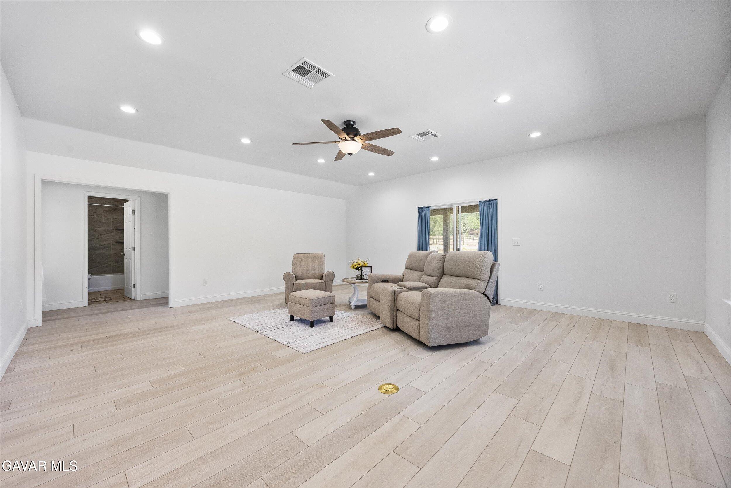 30150 Jamaica Dunes Drive Property Photo 12
