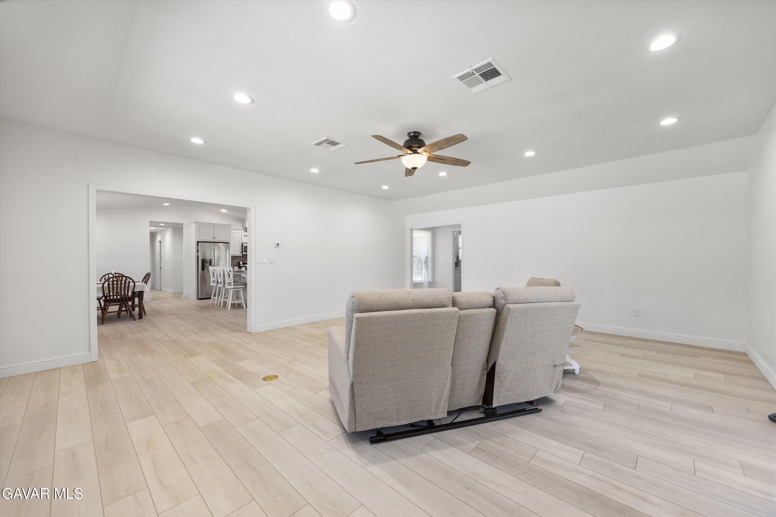 30150 Jamaica Dunes Drive Property Photo 14