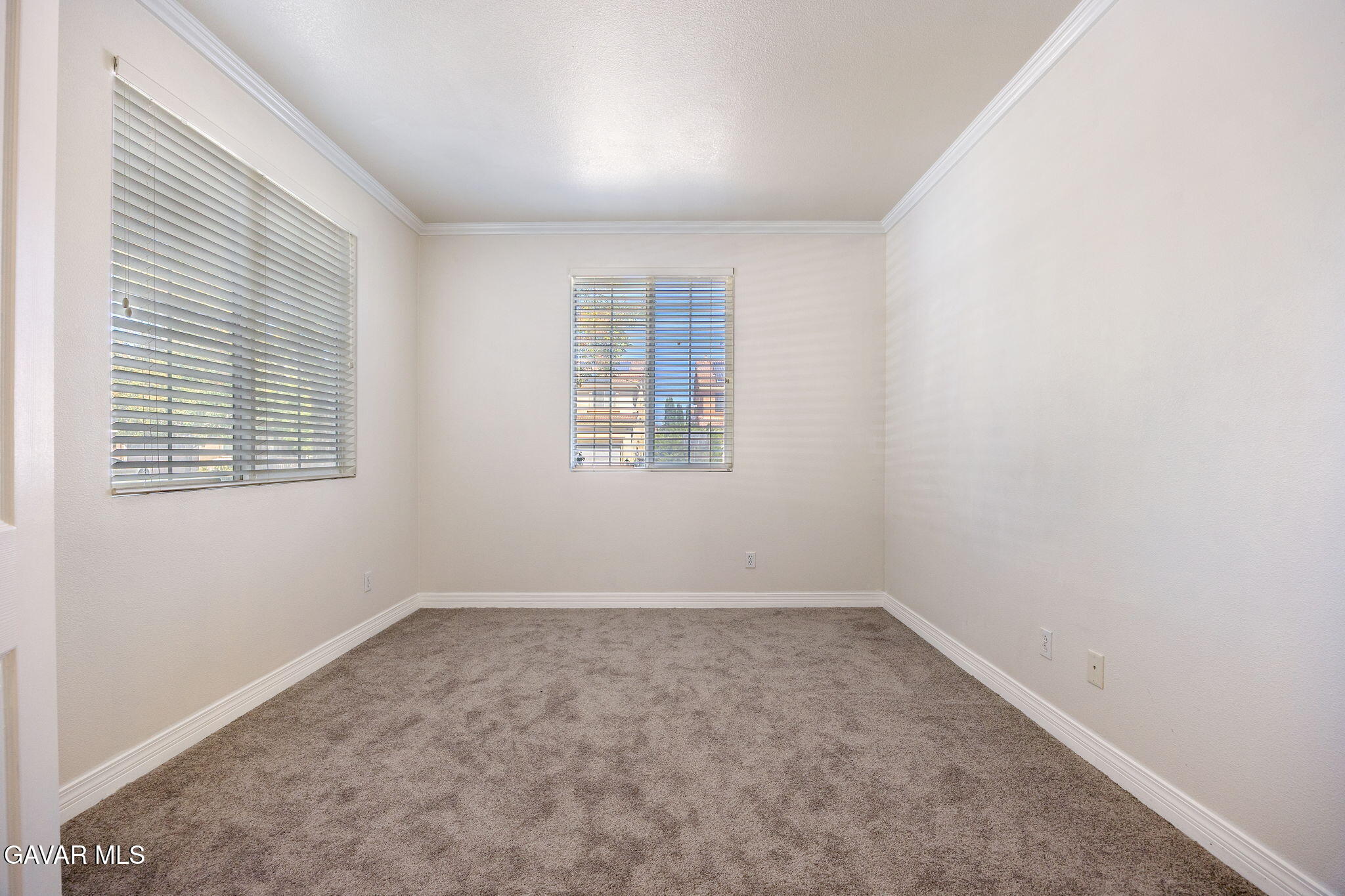 4564 Jewel Drive Property Photo 5