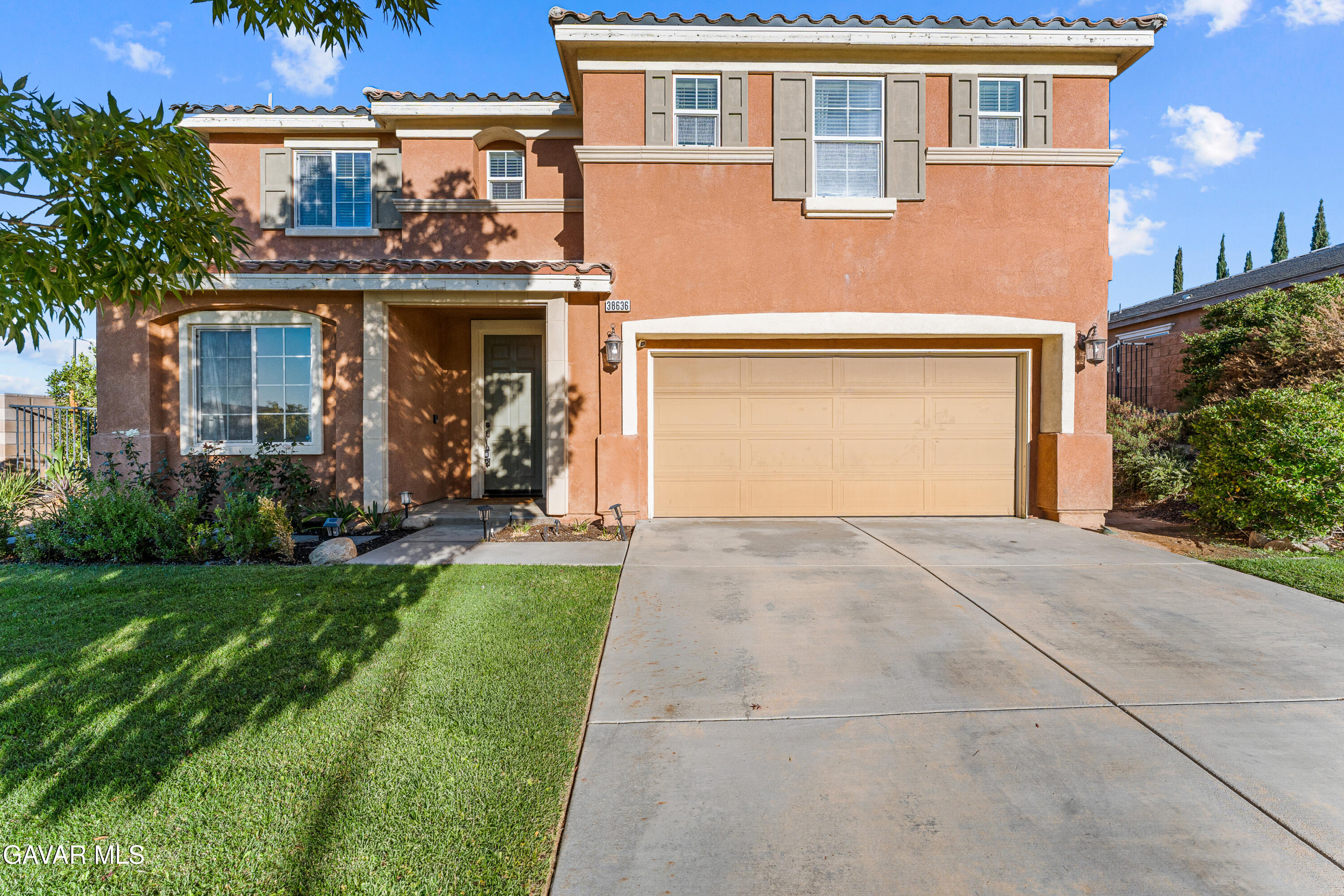 38636 Lynx Way Property Photo 1