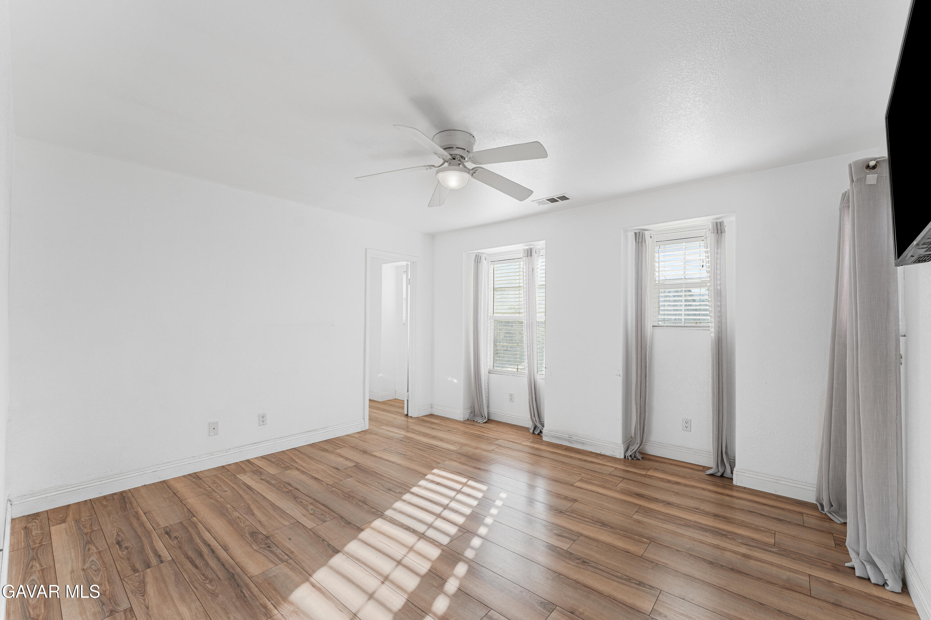 38636 Lynx Way Property Photo 29