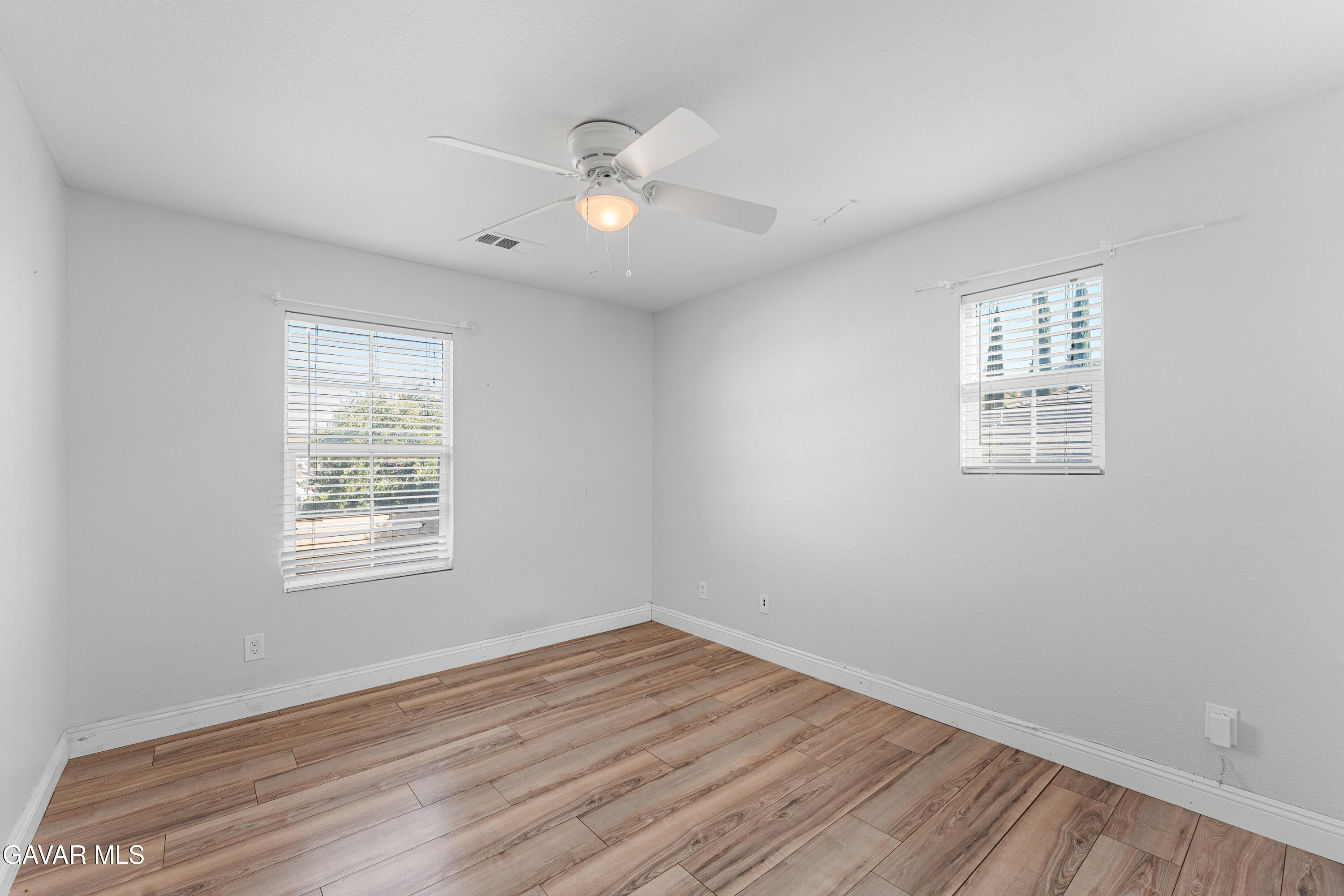 38636 Lynx Way Property Photo 32