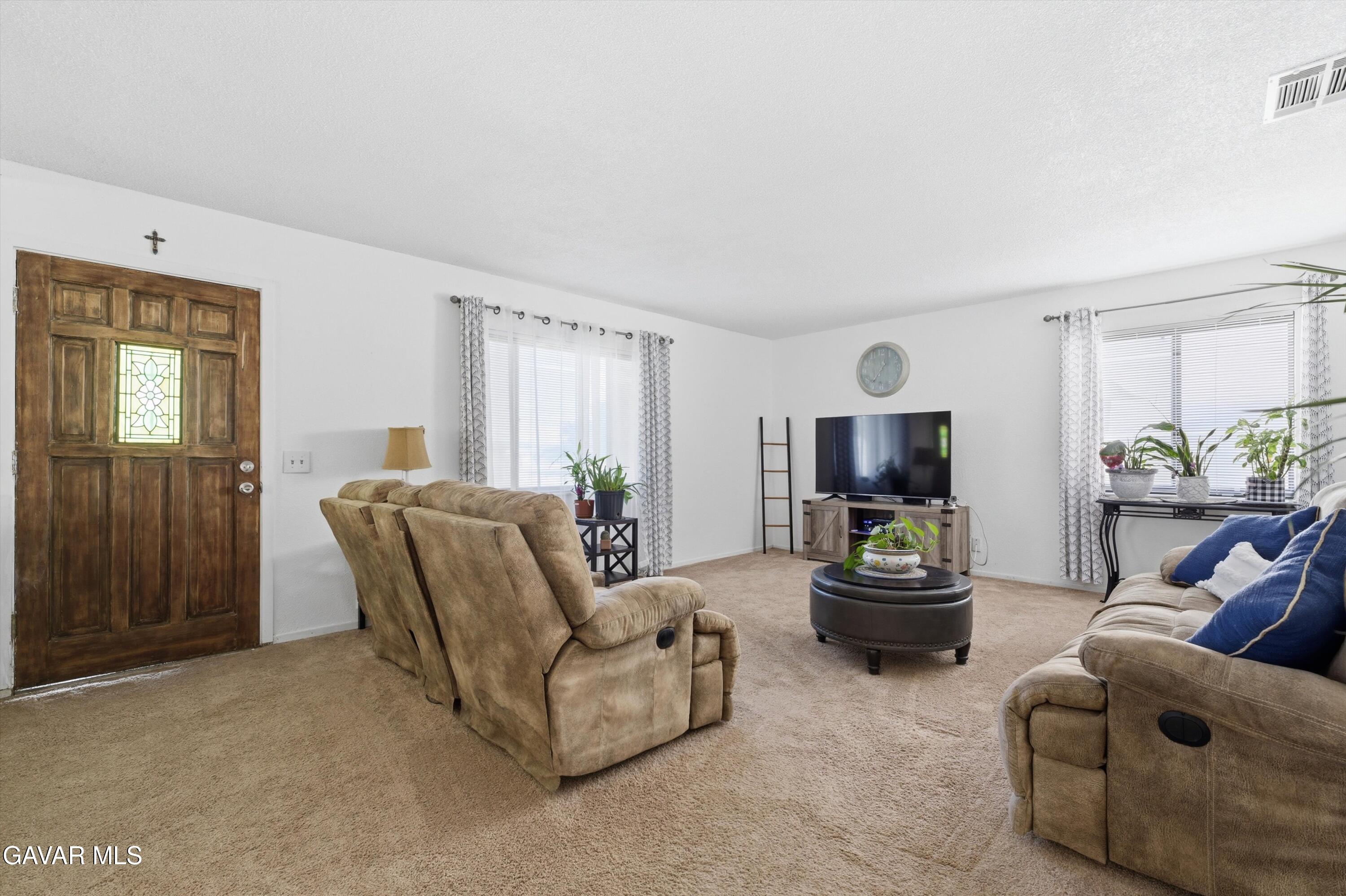 13596 Gulf Street Property Photo 4