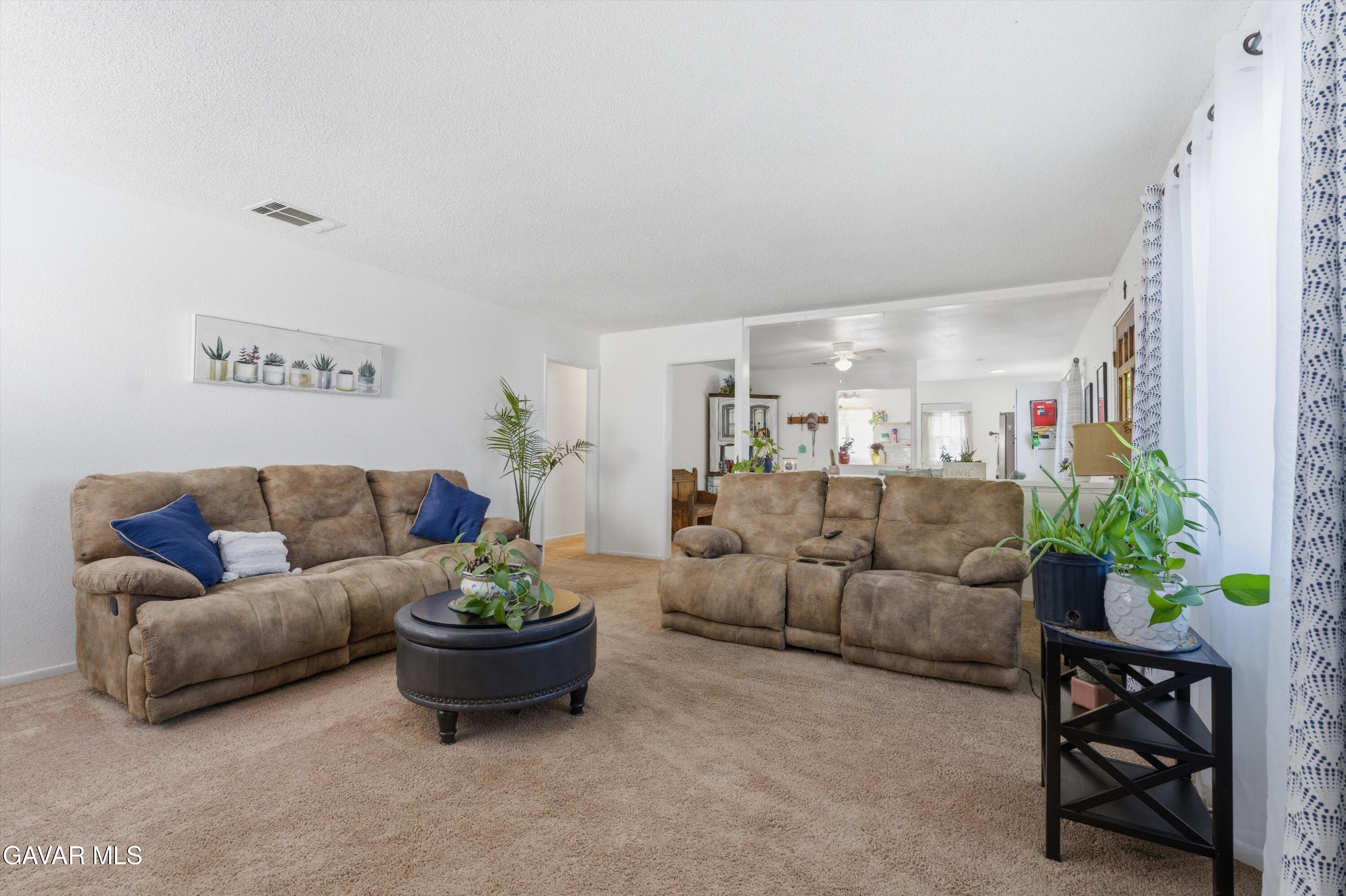 13596 Gulf Street Property Photo 5