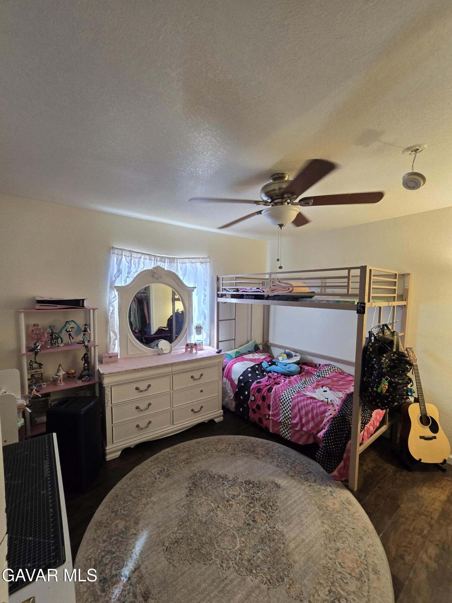 12568 Esther Street Property Photo 15