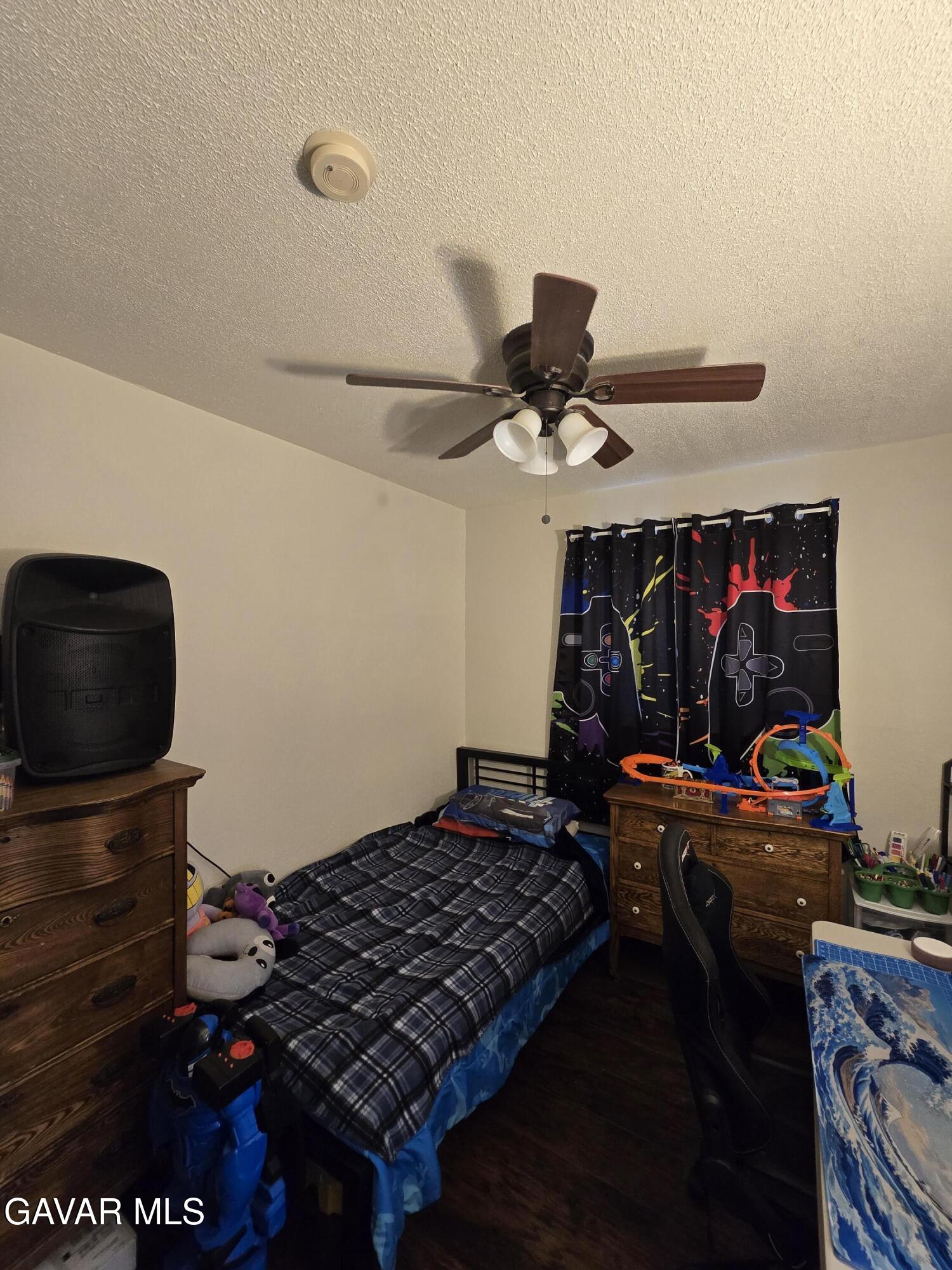 12568 Esther Street Property Photo 16