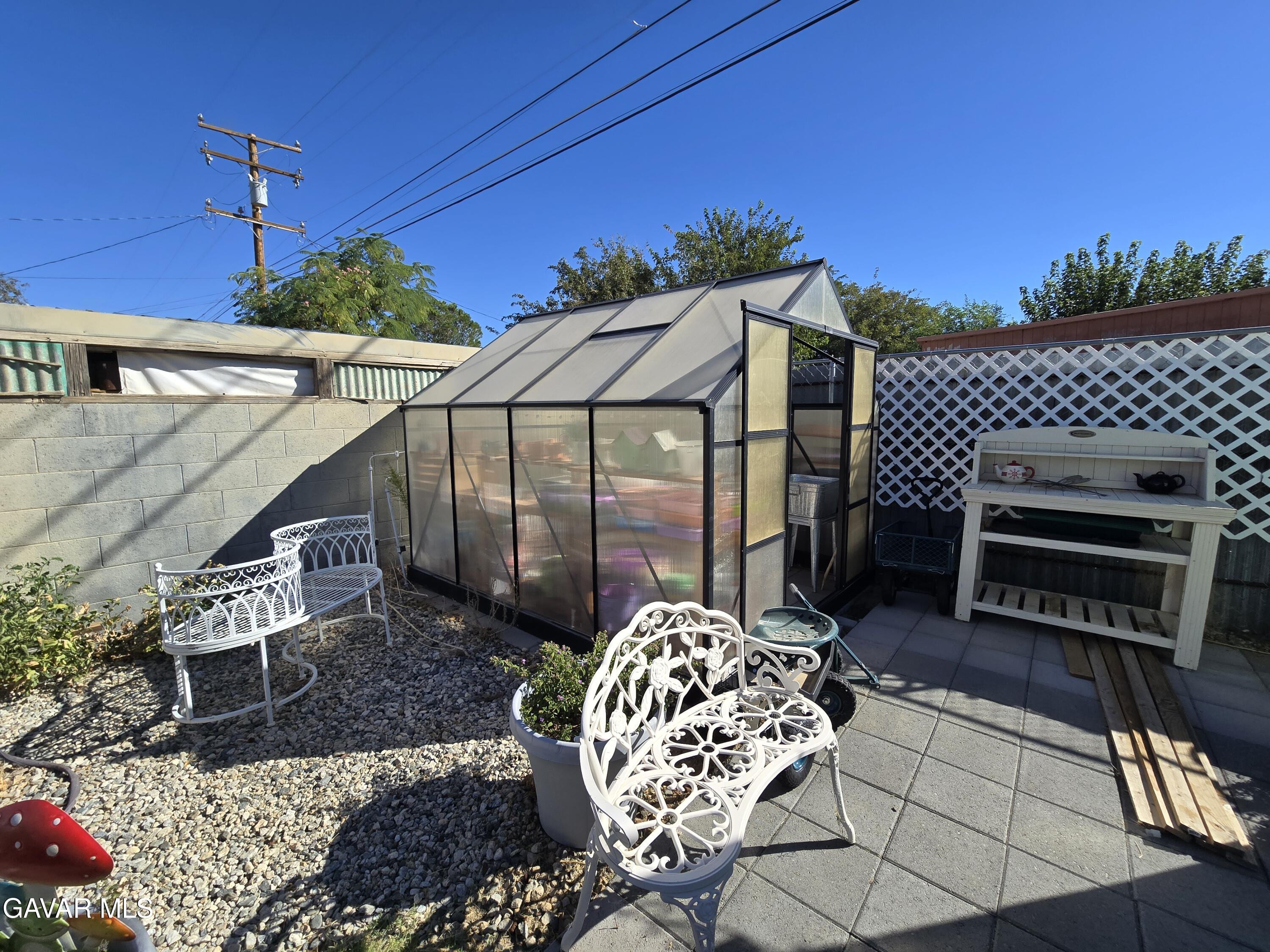 12568 Esther Street Property Photo 20
