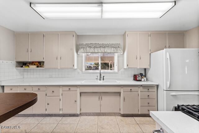 621 W Avenue J12 Property Photo 21