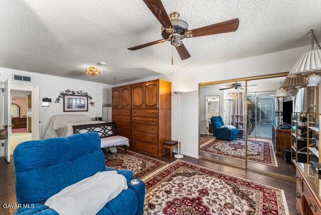 621 W Avenue J12 Property Photo 32