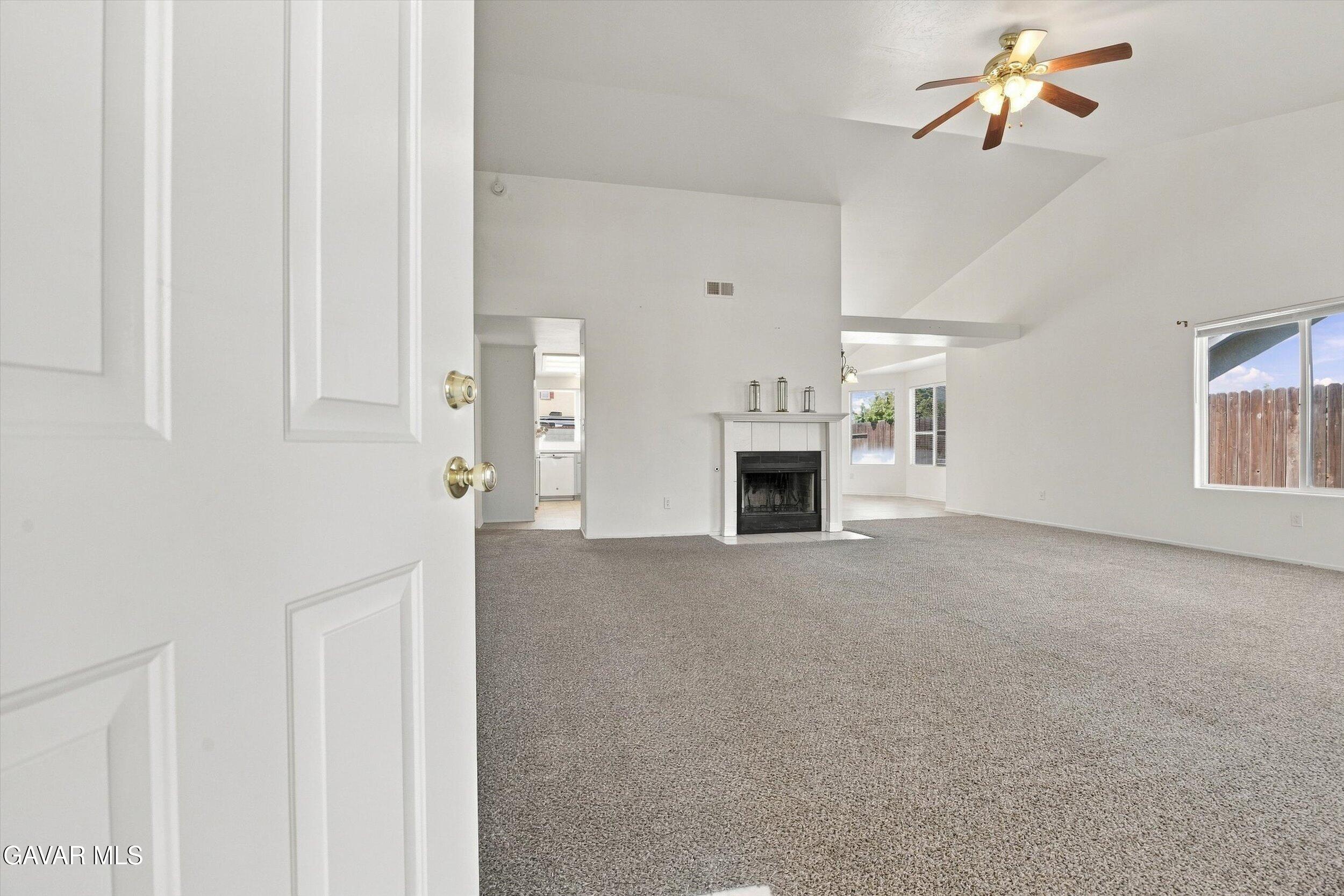 1309 Scarlet Oak Drive Property Photo 6