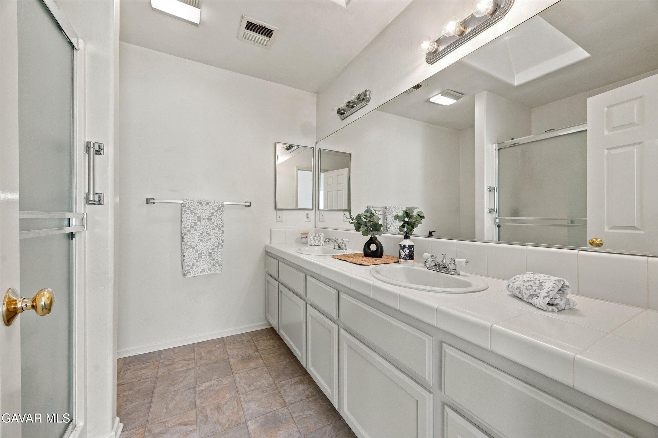 1309 Scarlet Oak Drive Property Photo 26
