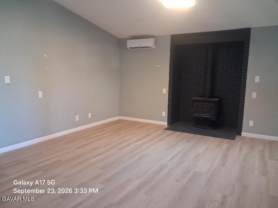 44641 E 5th Street Property Photo 2