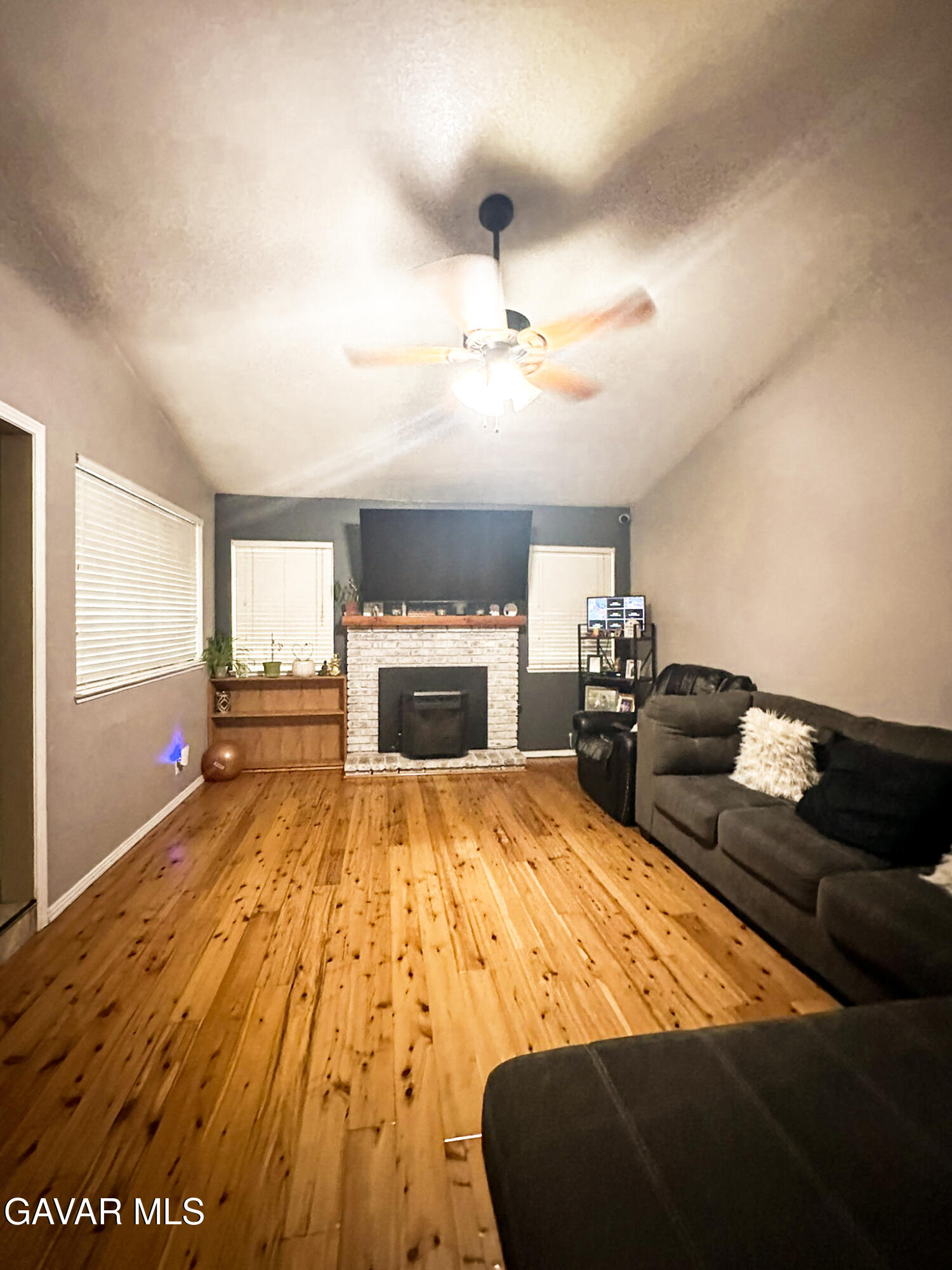 44238 Sedona Way Property Photo 8
