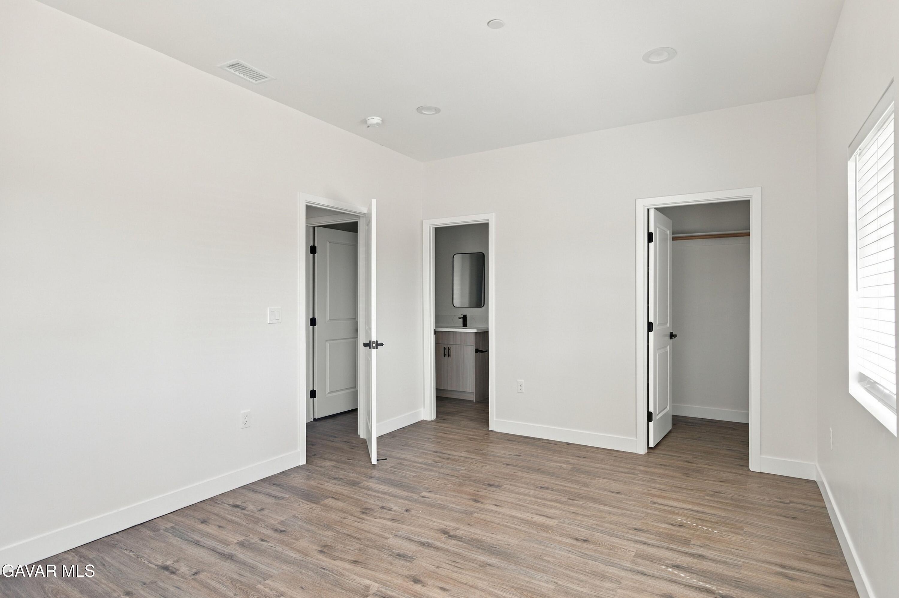 8833 Lupine Loop Drive, A And B Property Photo 11