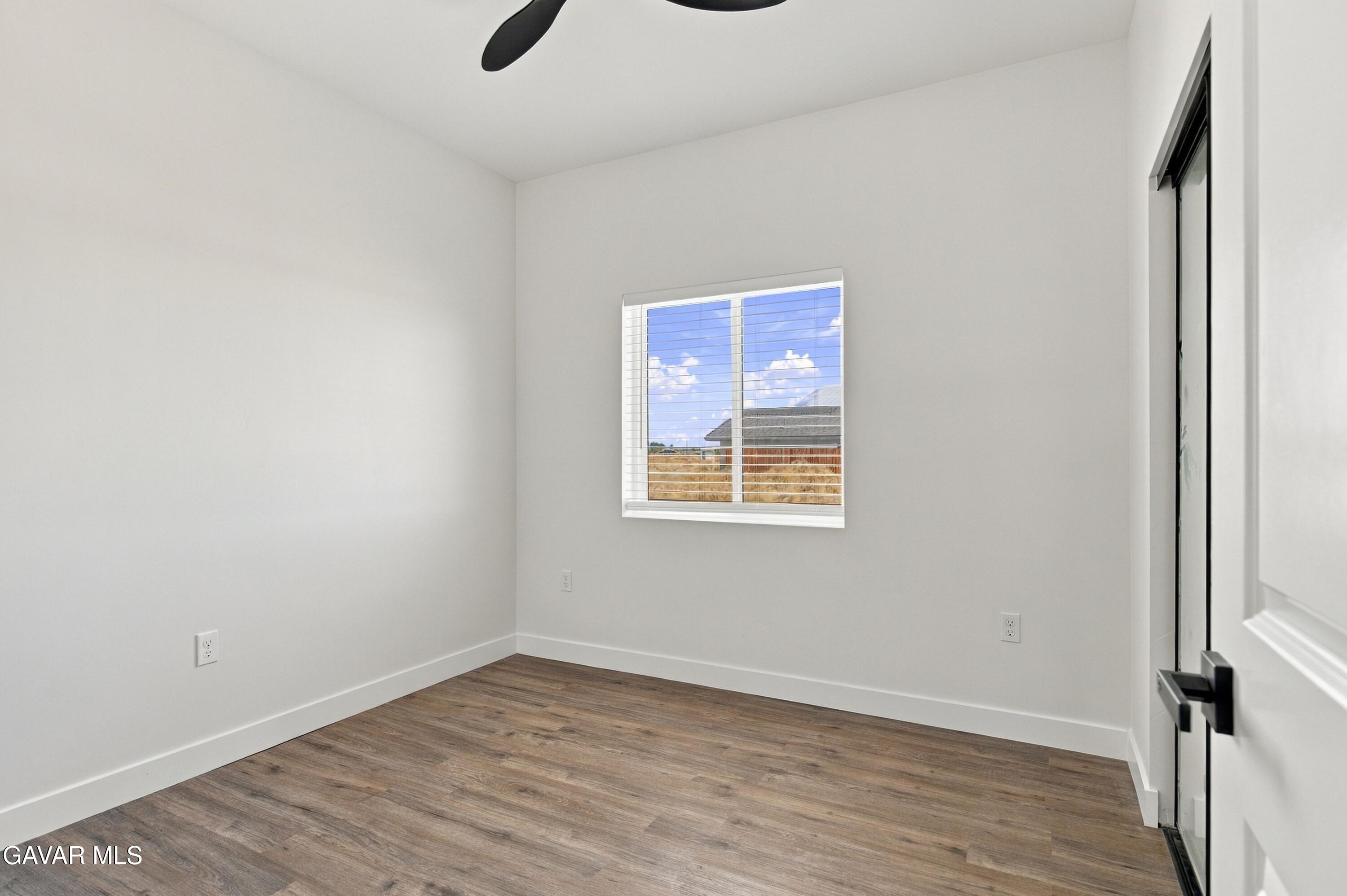 8833 Lupine Loop Drive, A And B Property Photo 17