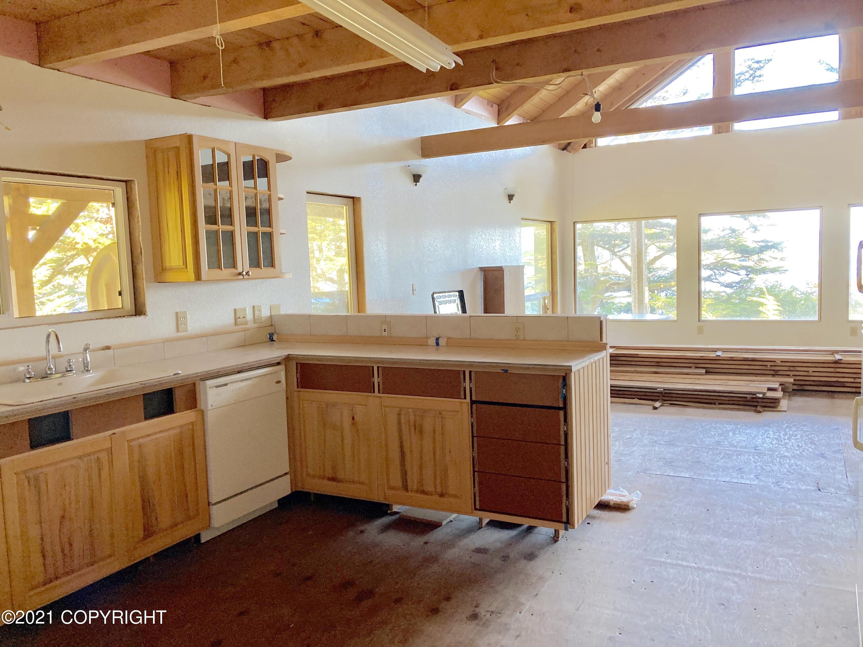 L6b3 Coffman Cove Property Photo 9