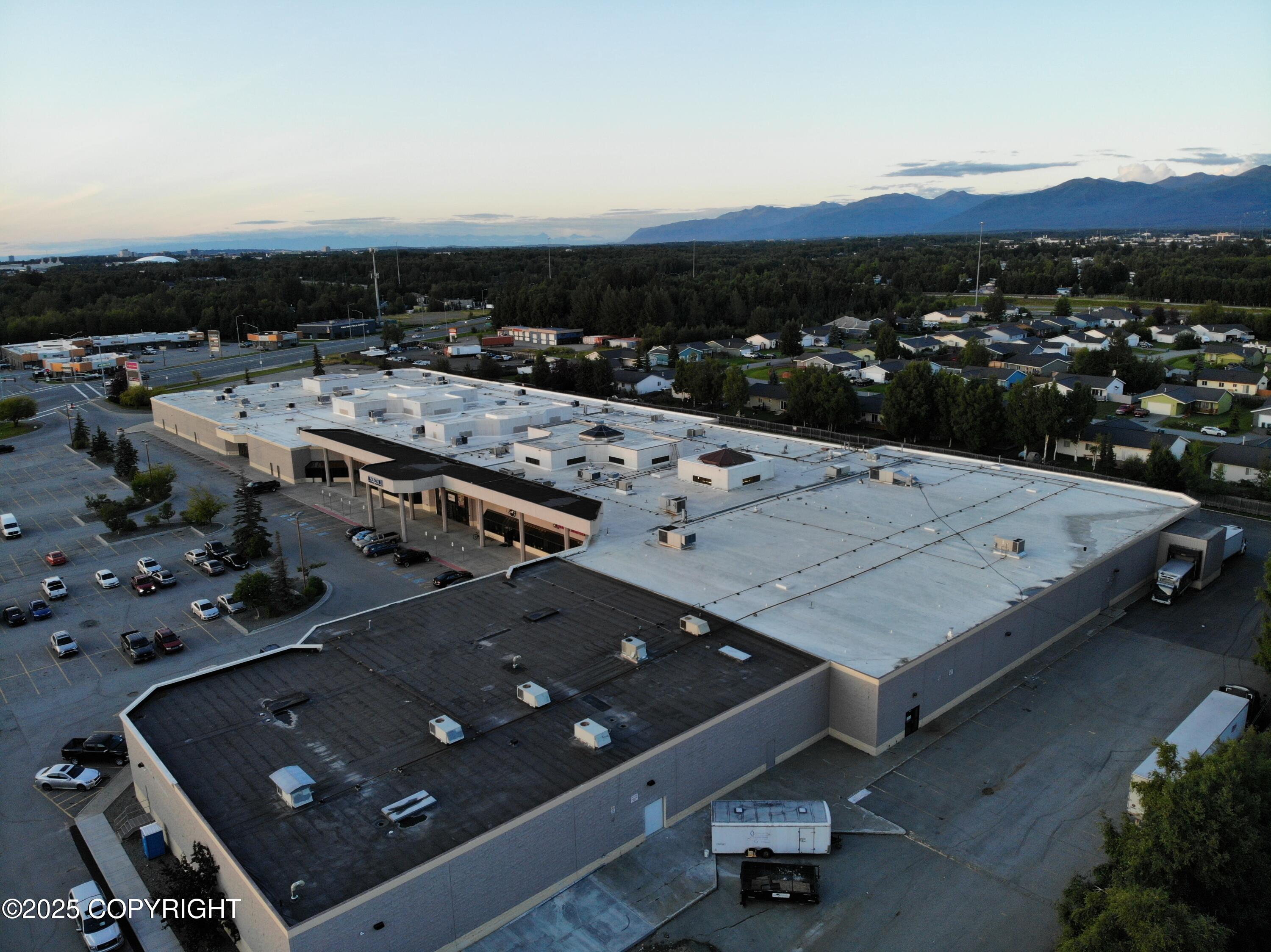 1920 W Dimond Boulevard #j-1 Property Photo 3