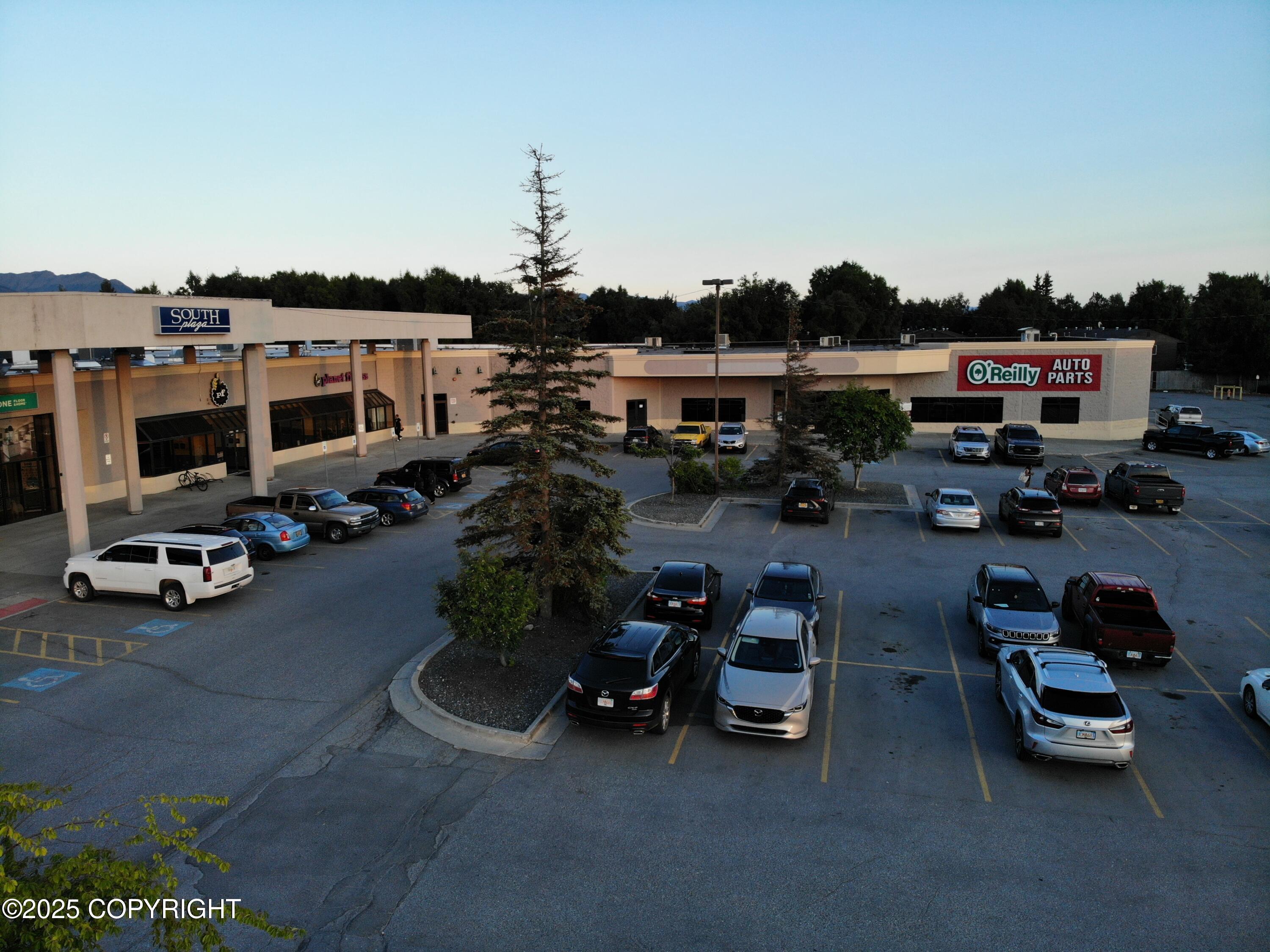 1920 W Dimond Boulevard #j-1 Property Photo 7