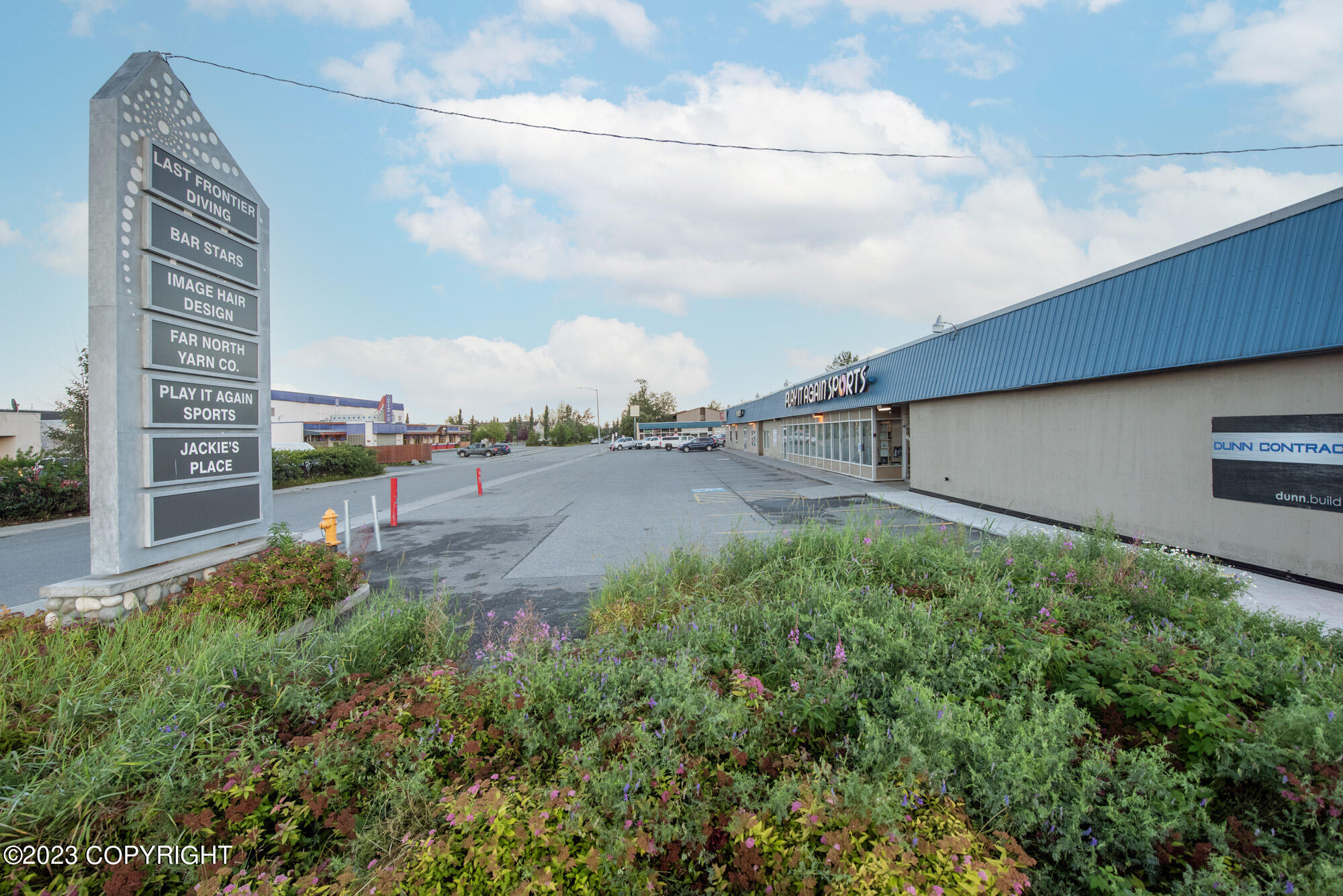 2604 Spenard Road Property Photo 15
