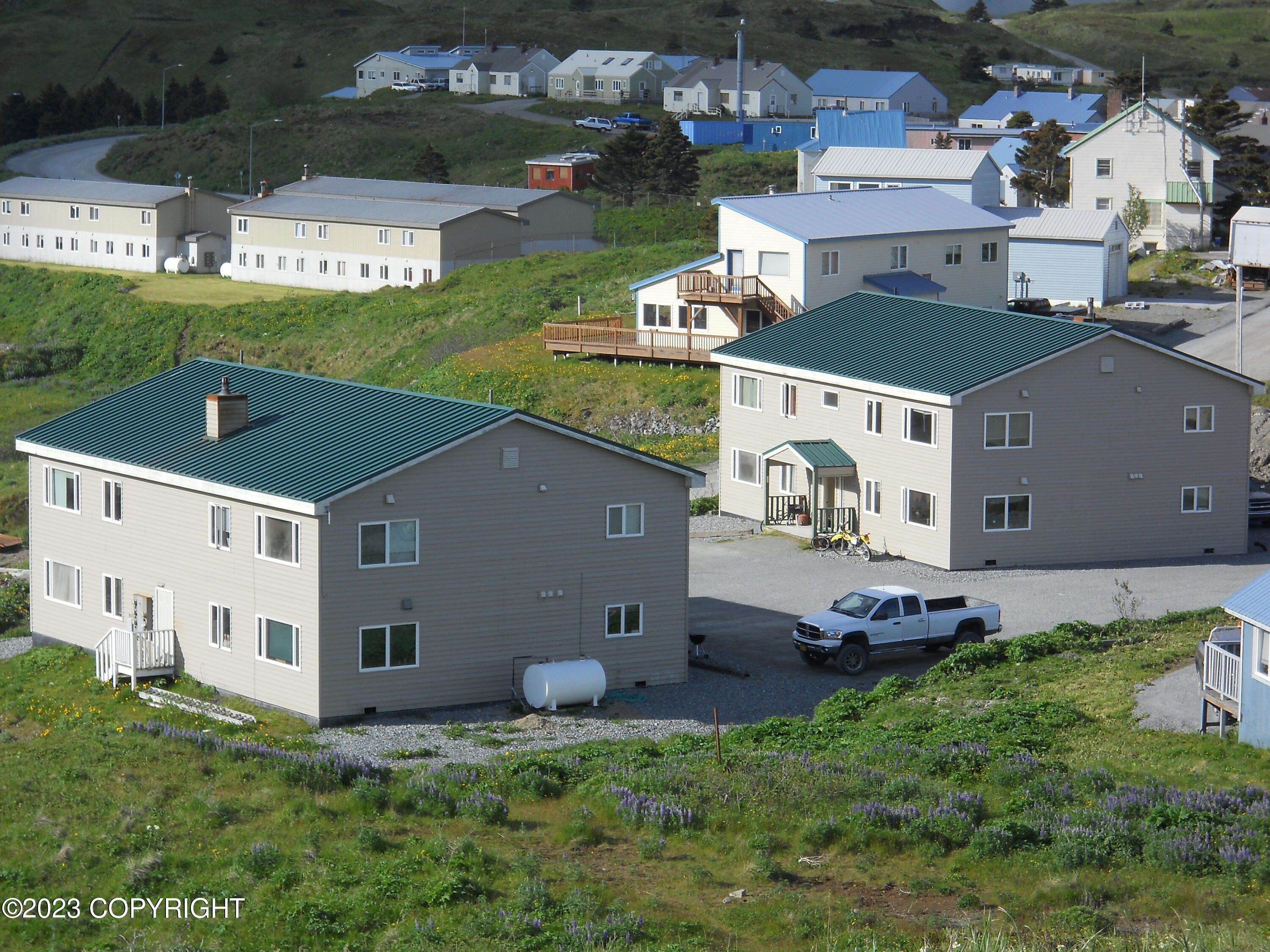 17/19 Driftwood Way Property Photo 1