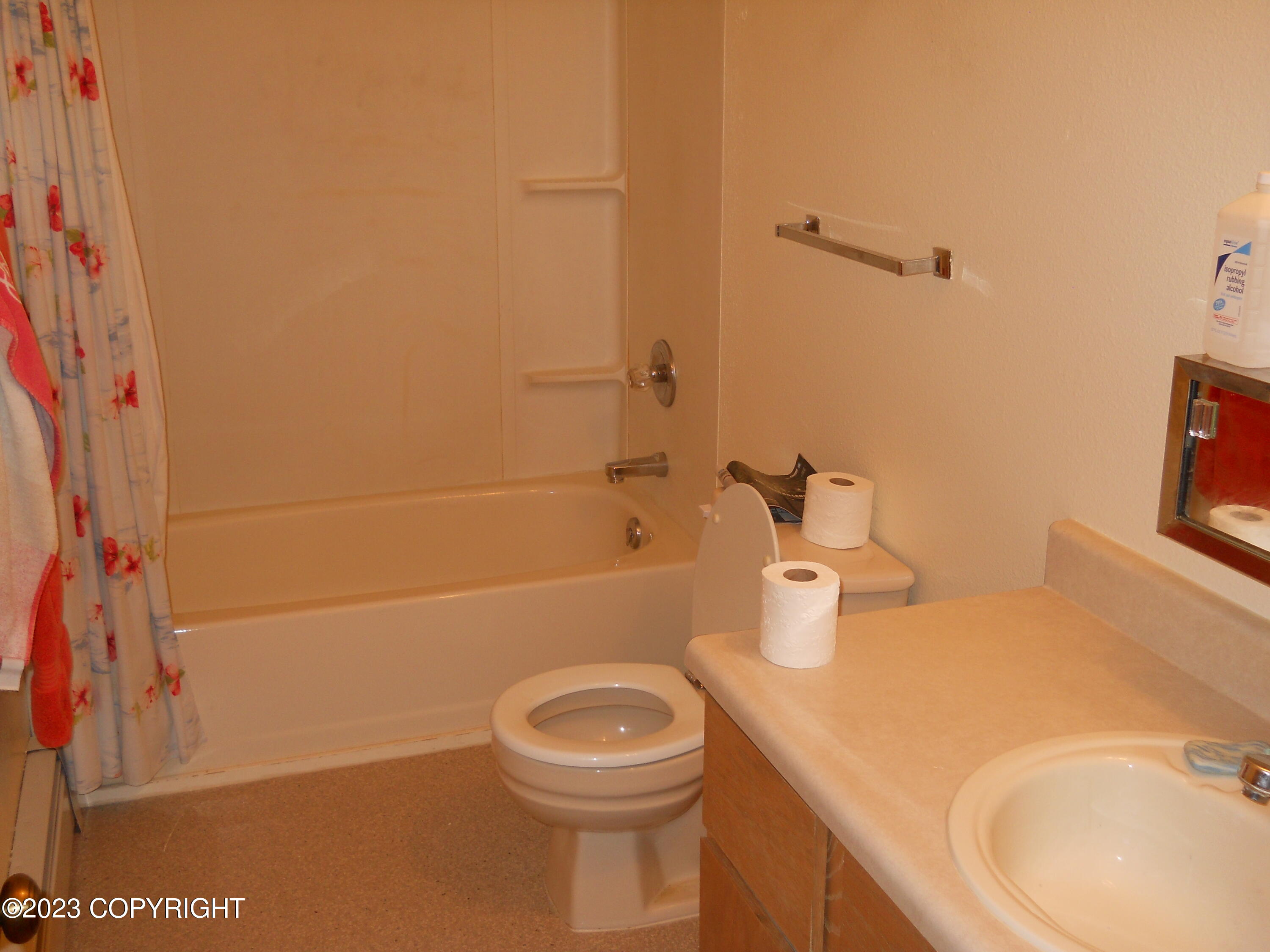 17/19 Driftwood Way Property Photo 10