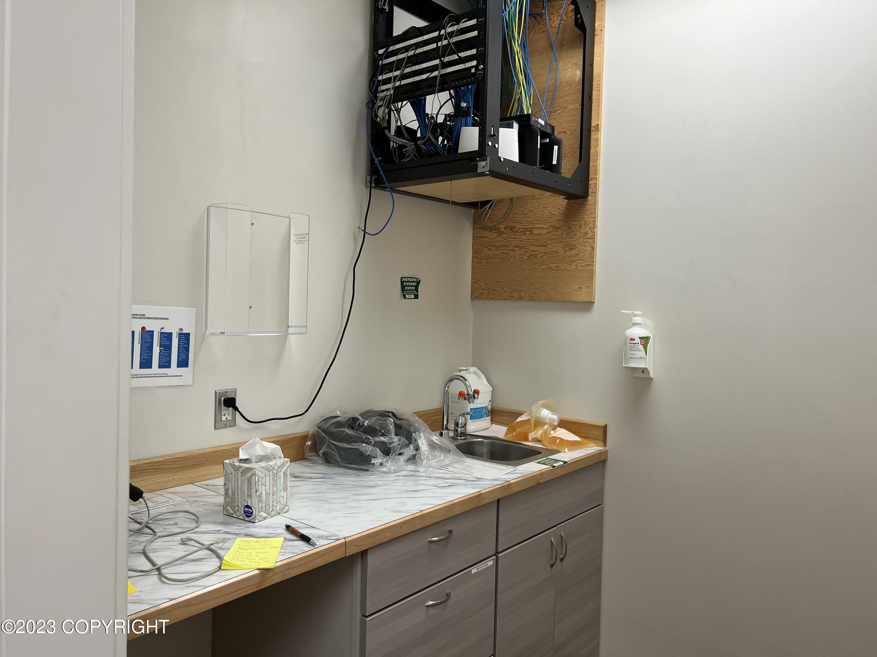 100 Trading Bay Road Property Photo 14