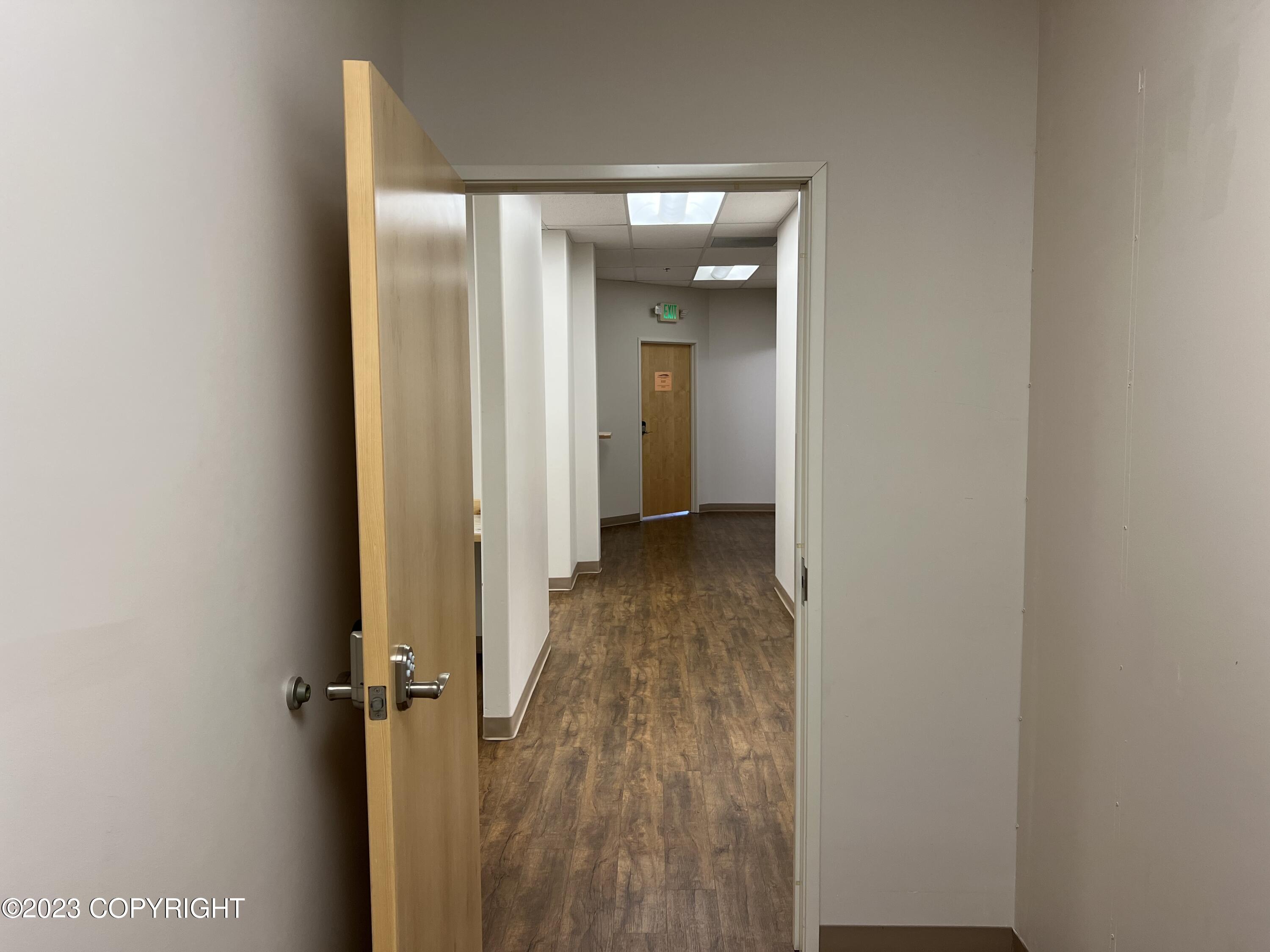 100 Trading Bay Road Property Photo 15