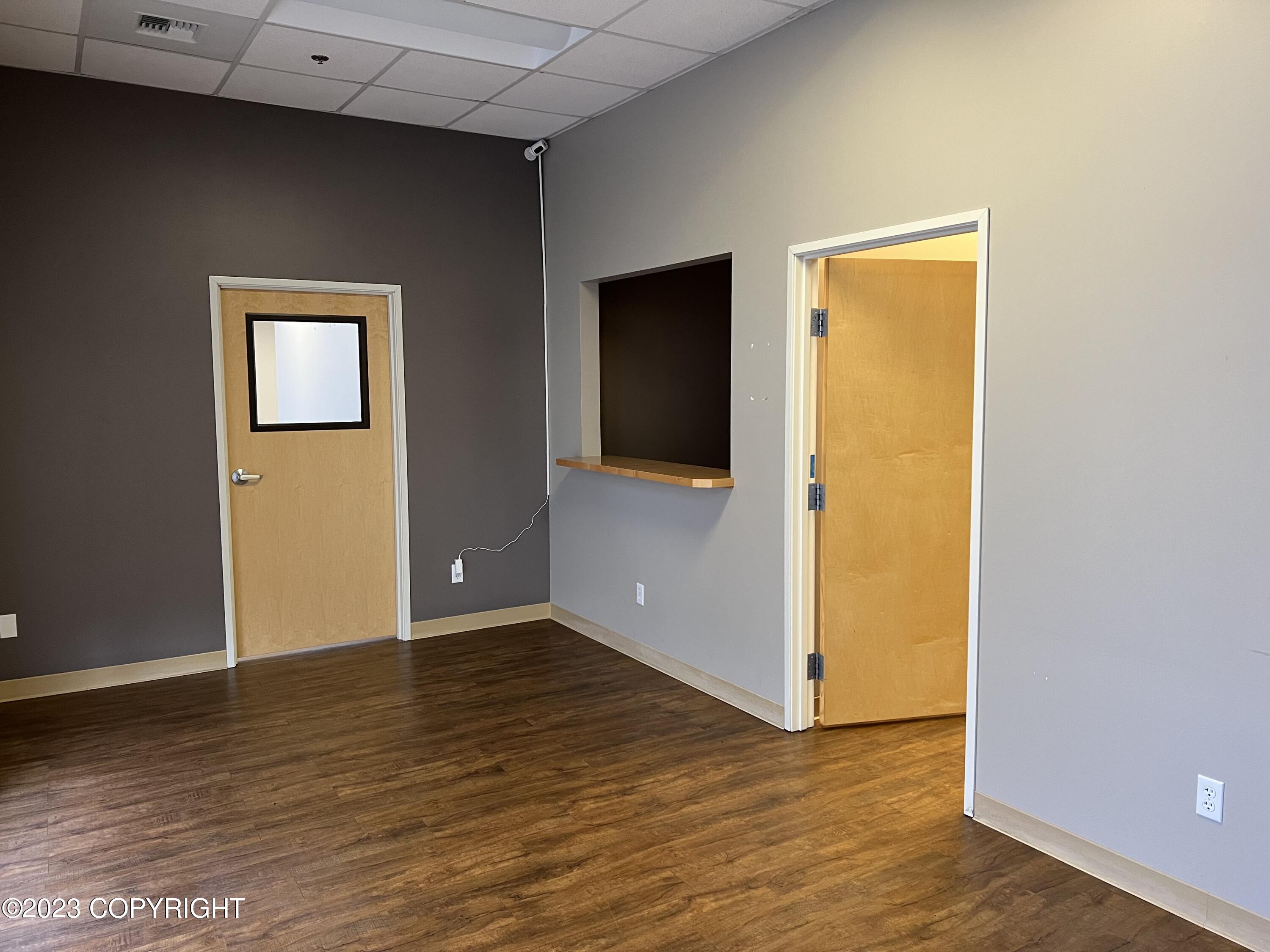 100 Trading Bay Road Property Photo 24