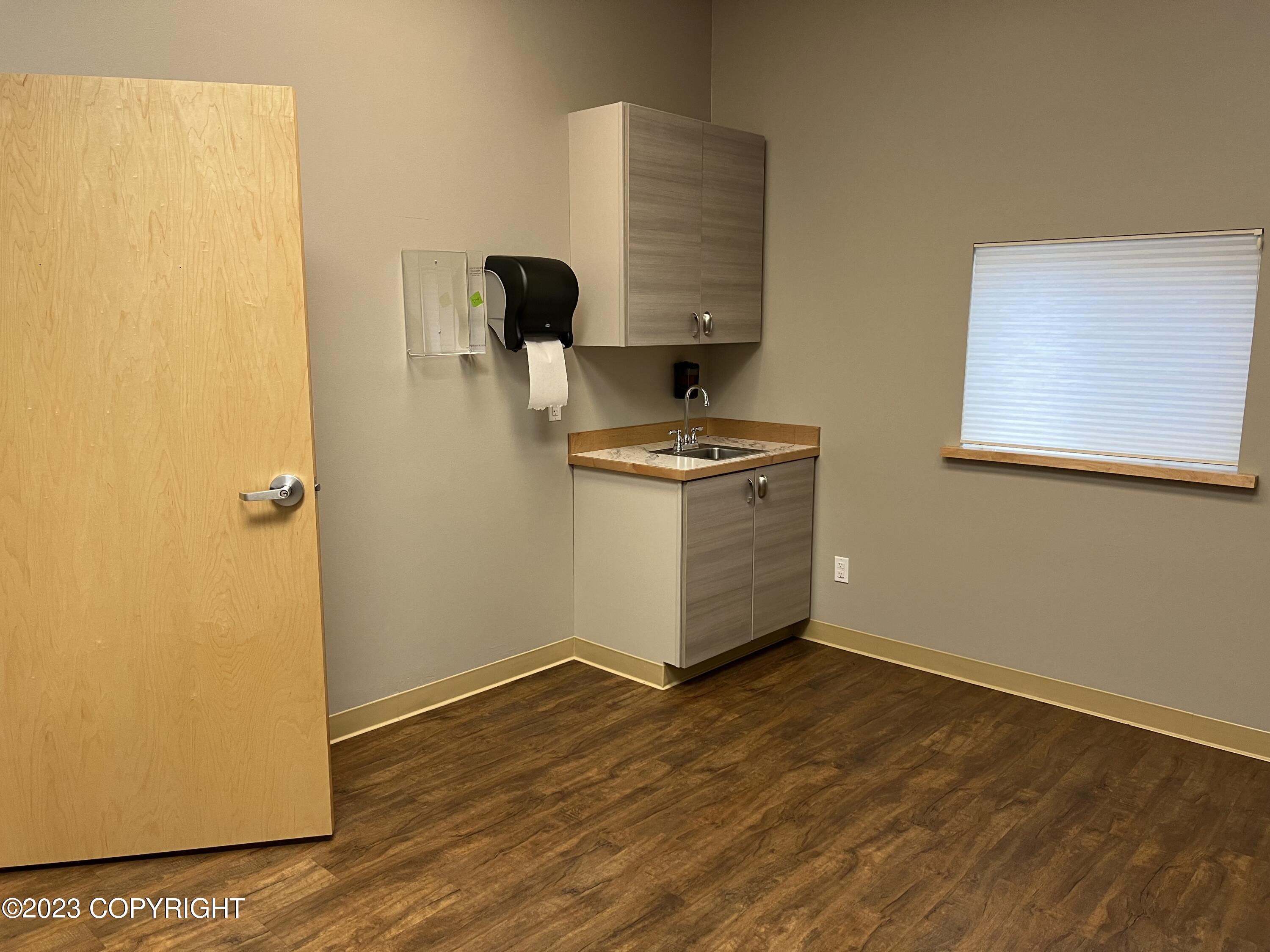 100 Trading Bay Road Property Photo 32
