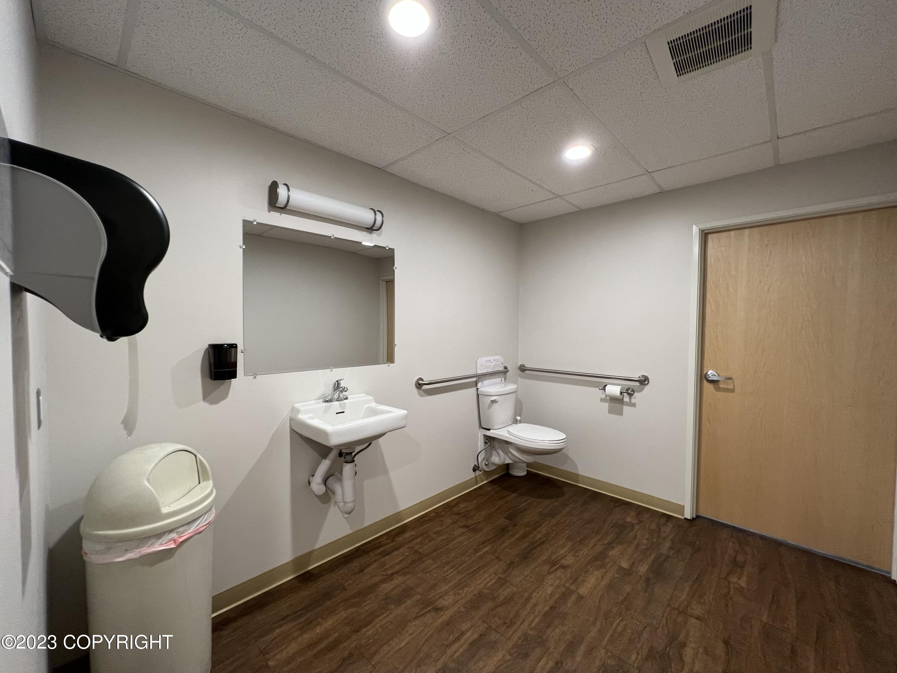 100 Trading Bay Road Property Photo 38
