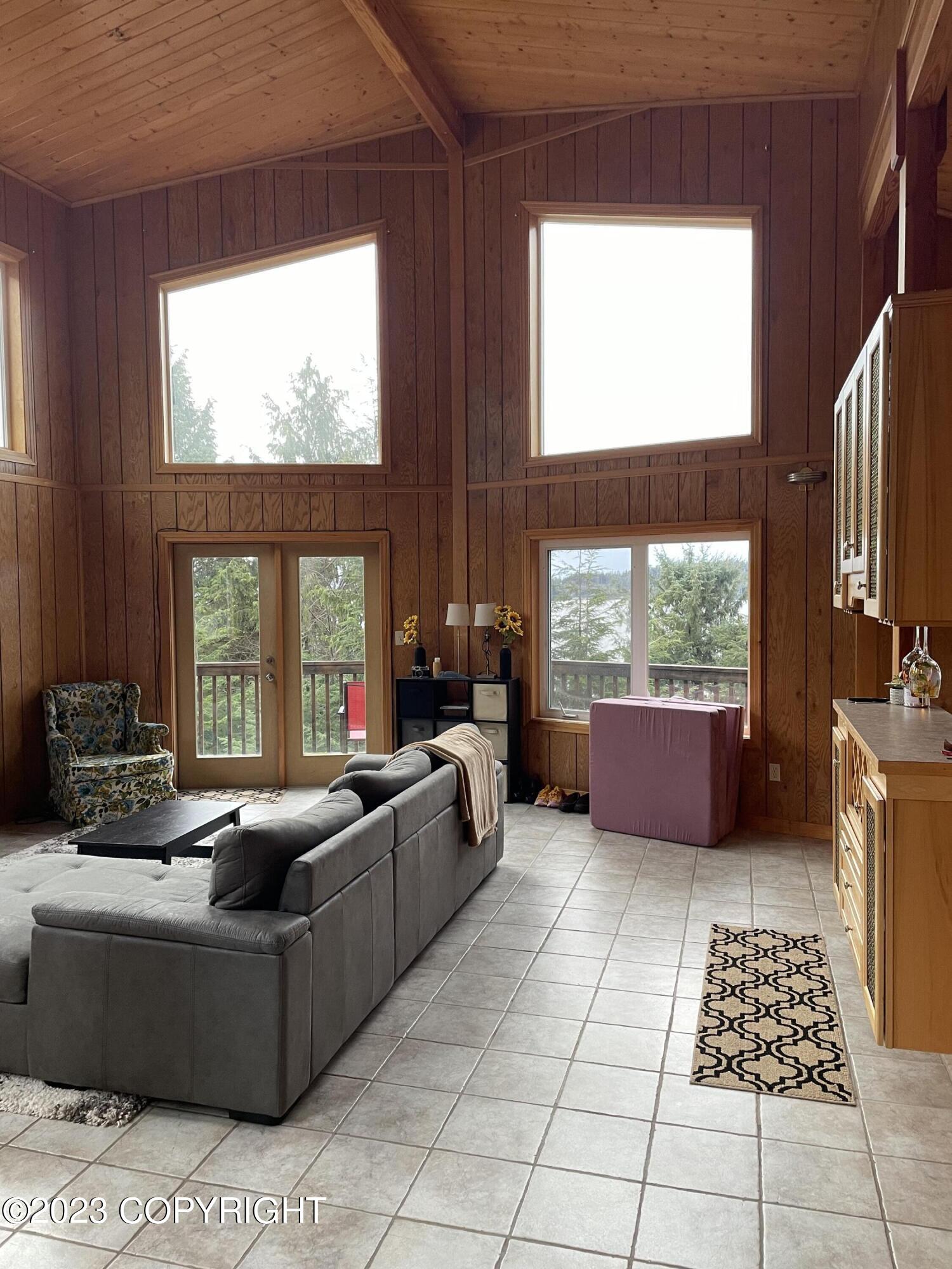 116 Darrin Drive Property Photo 1