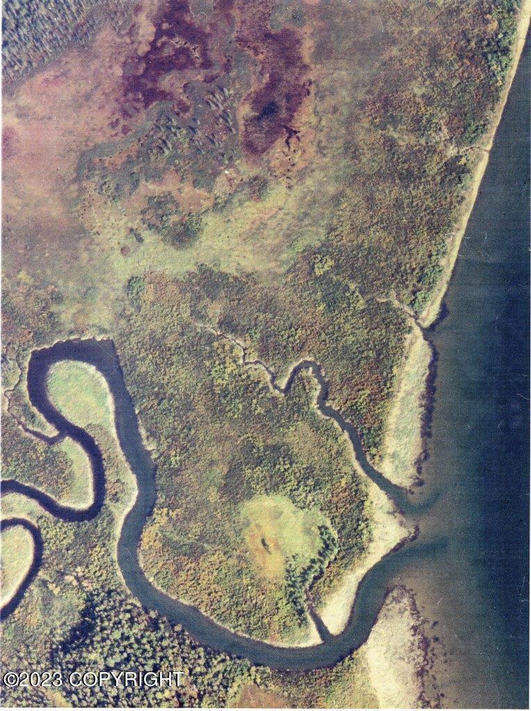000 Wood River Property Photo 2
