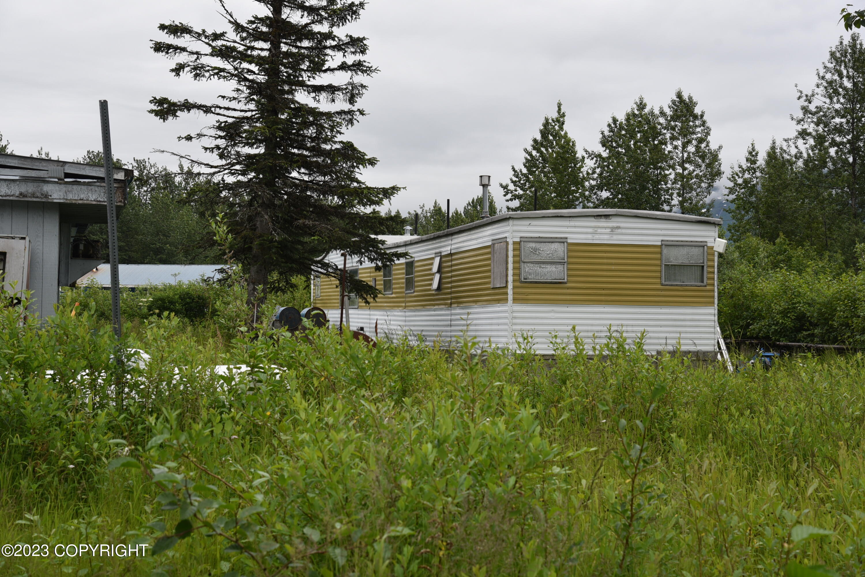 1860 Richardson Highway Property Photo 47
