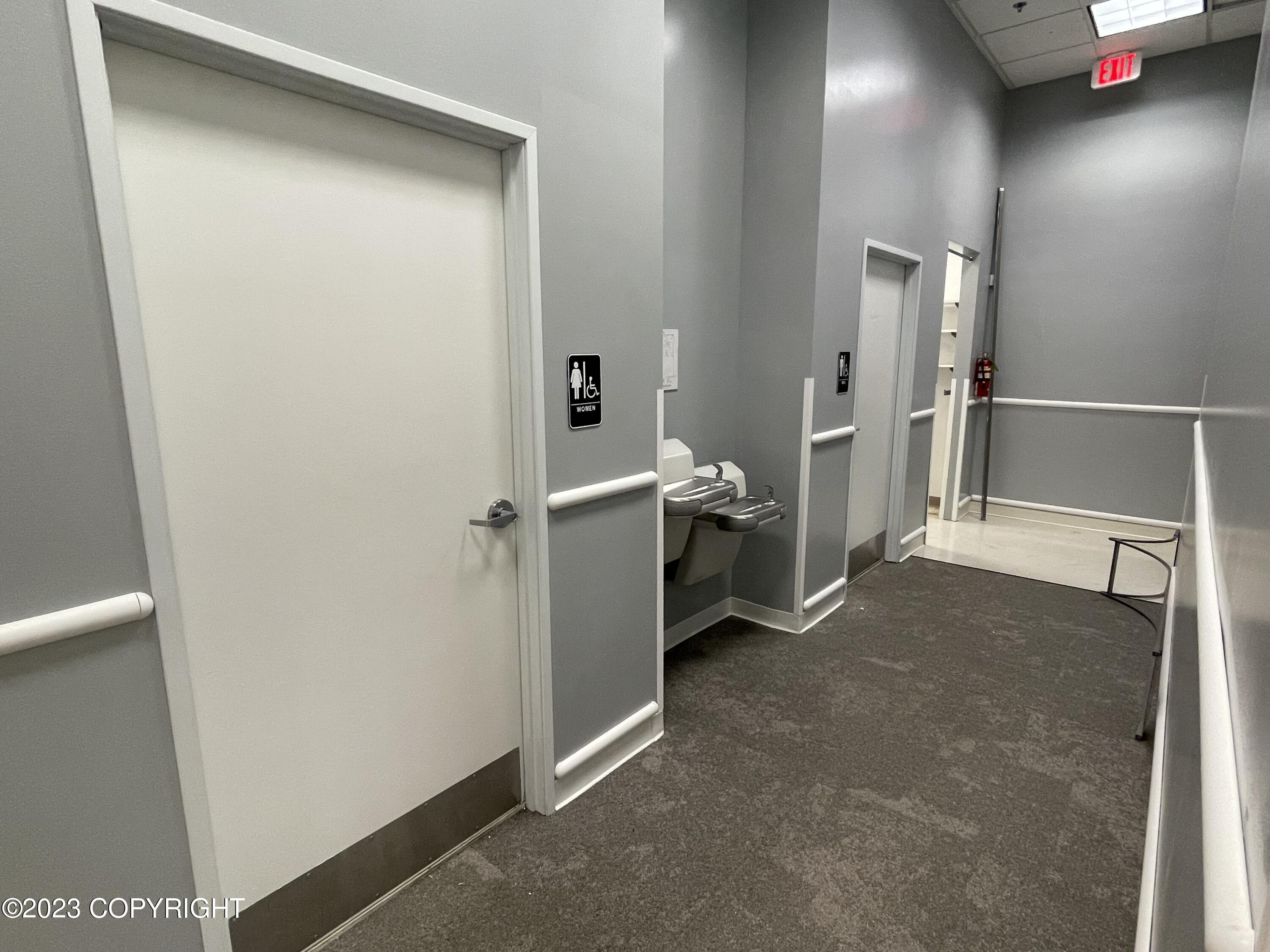 601 E Dimond Boulevard #7 Property Photo 10