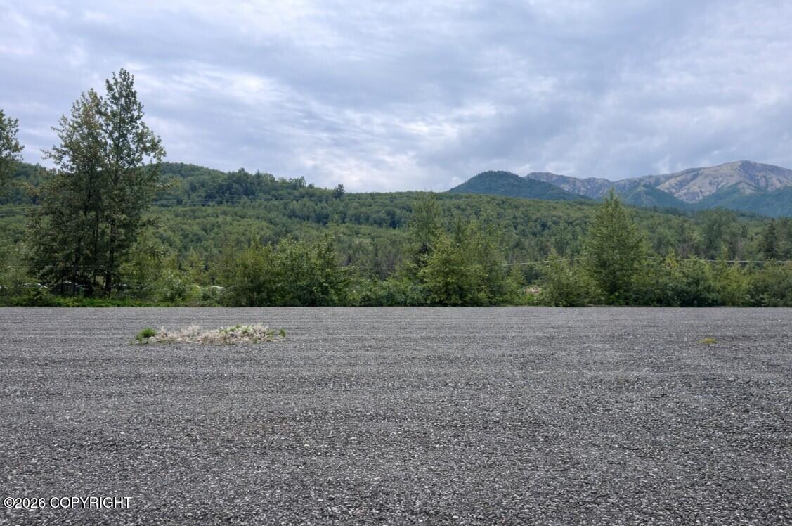 100 Glacier Loop Road Property Photo 7
