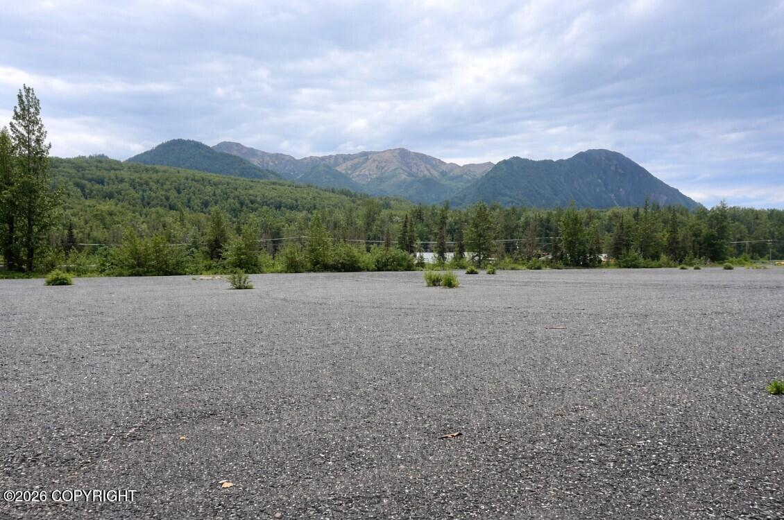 100 Glacier Loop Road Property Photo 8