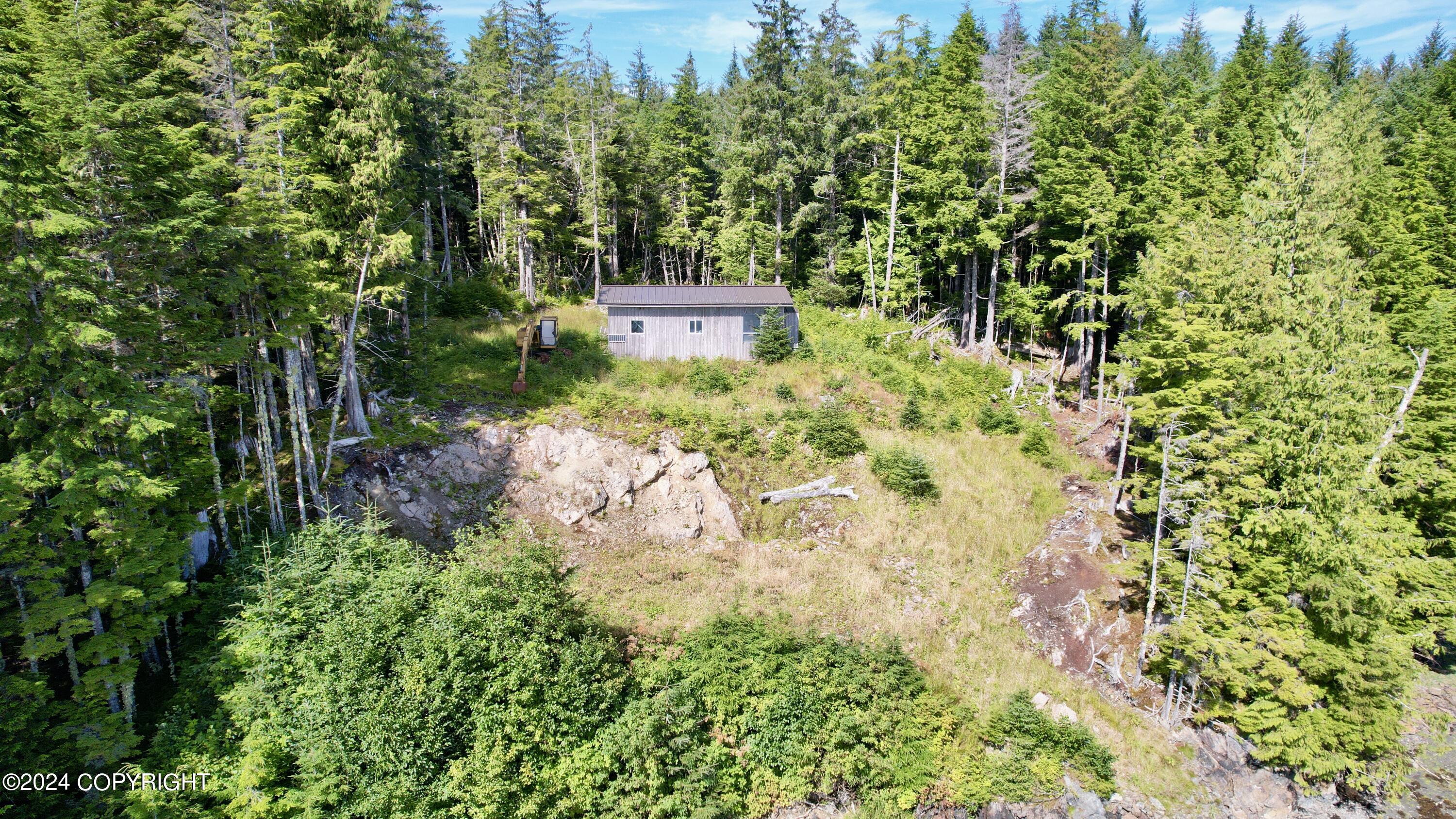 L6b7 Coffman Cove Property Photo 2