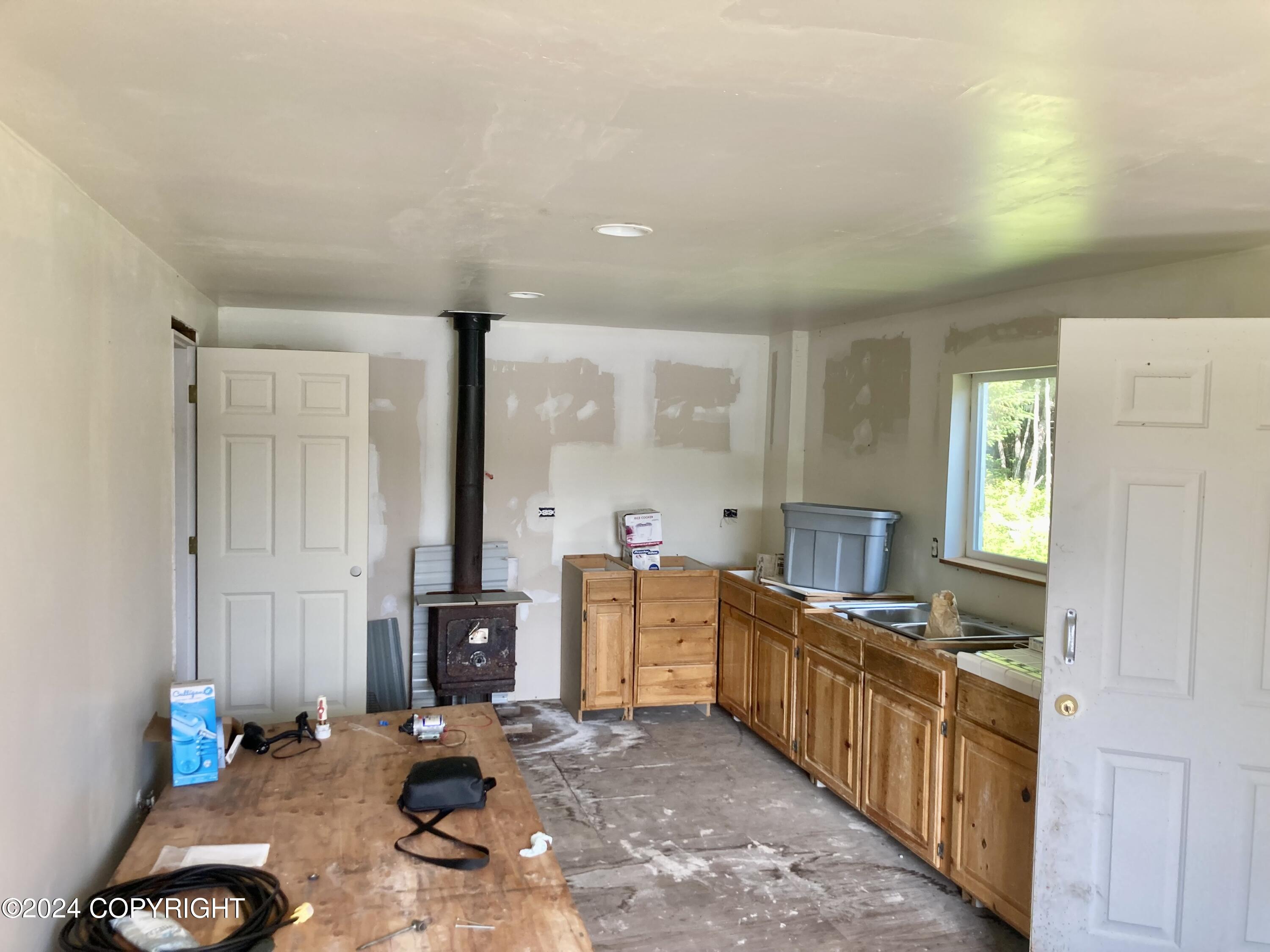 L6b7 Coffman Cove Property Photo 12