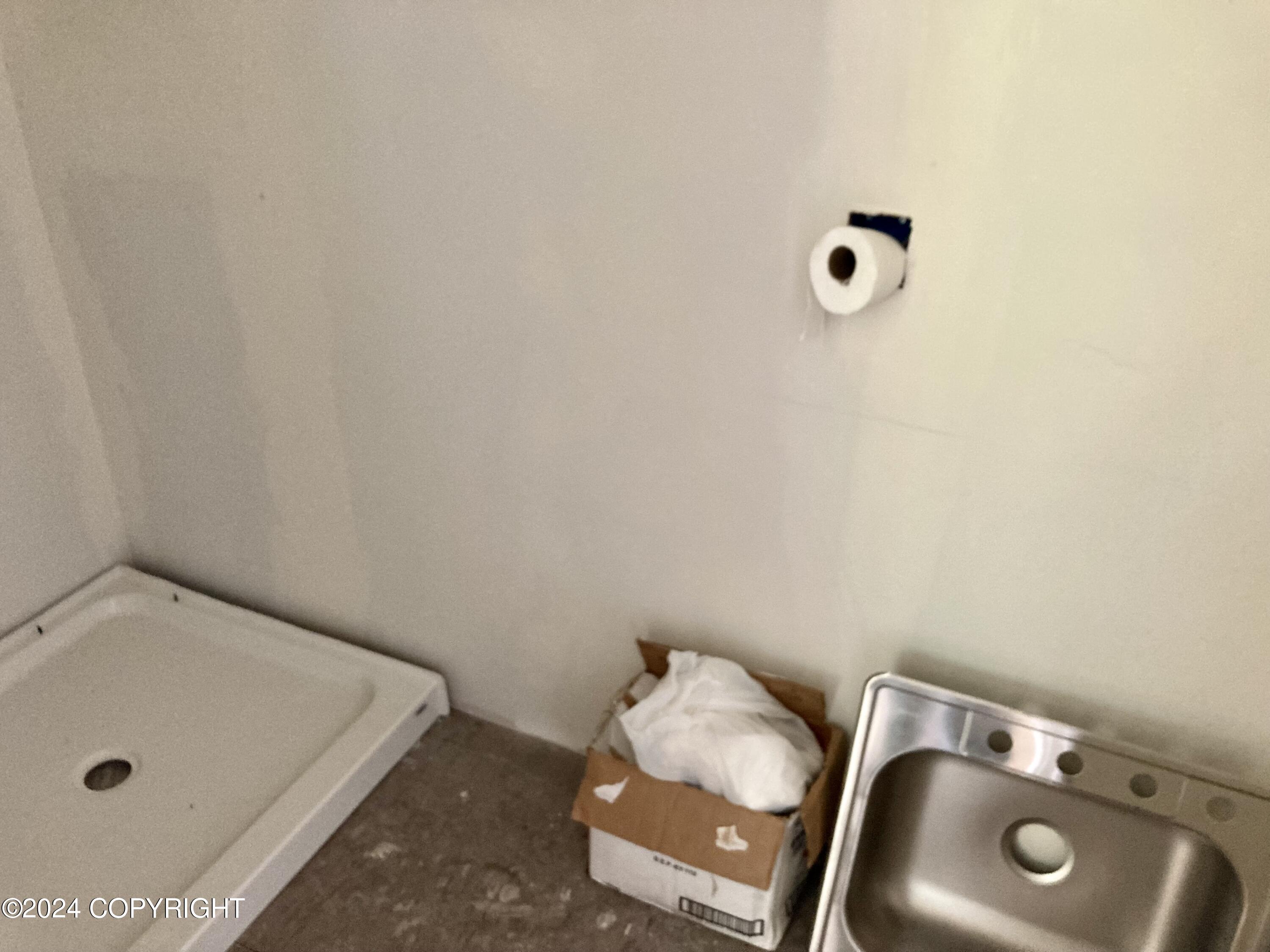 L6b7 Coffman Cove Property Photo 14